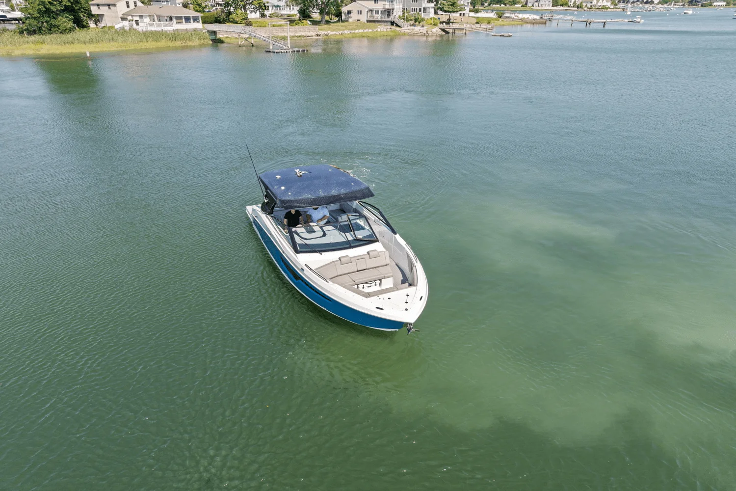 2026 Cruisers Yachts 34 GLS Outboard Image Thumbnail #71