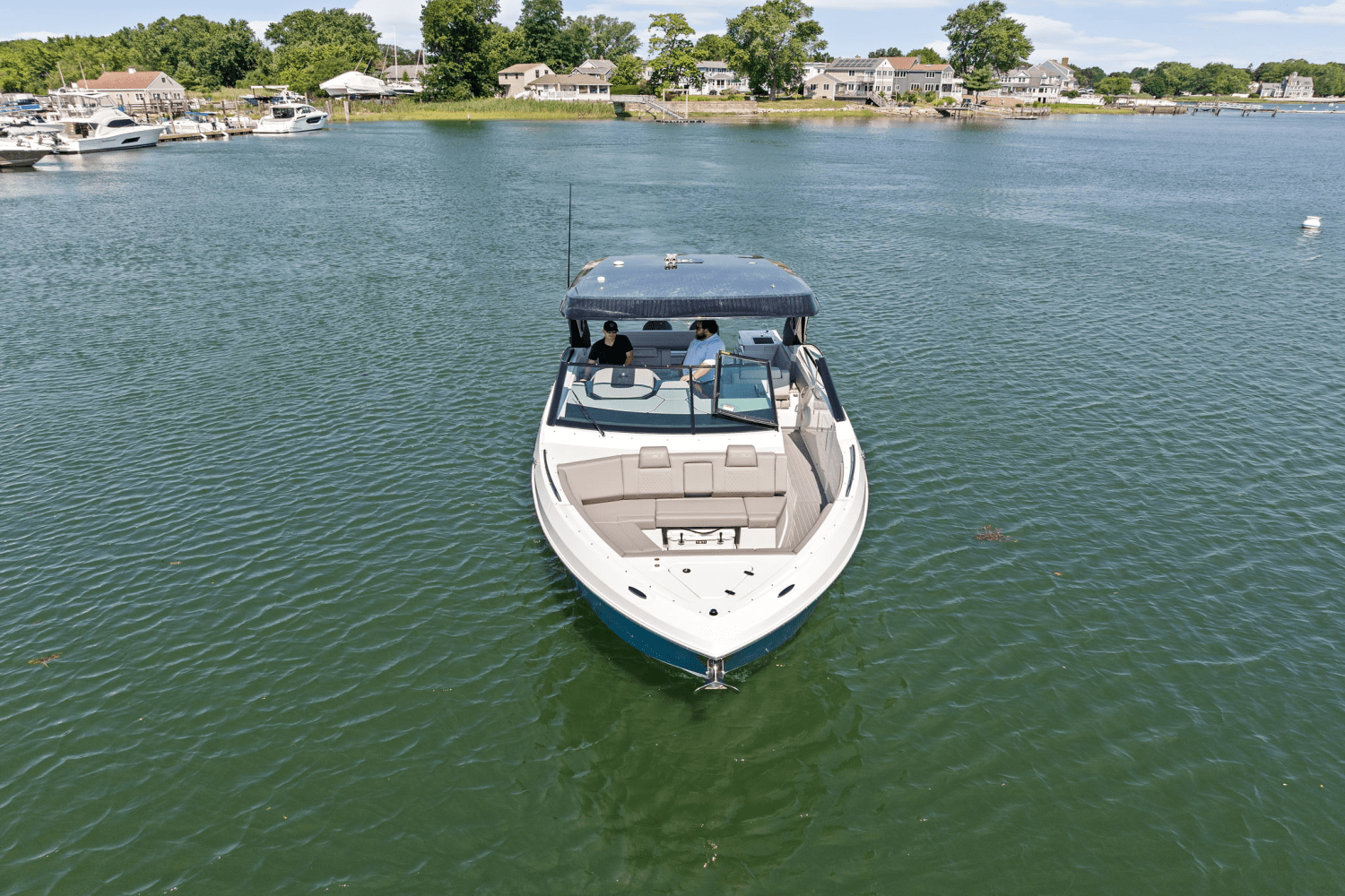 2026 Cruisers Yachts 34 GLS Outboard Image Thumbnail #73