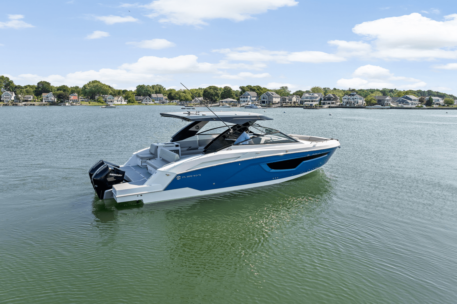 2026 Cruisers Yachts 34 GLS Outboard Image Thumbnail #63