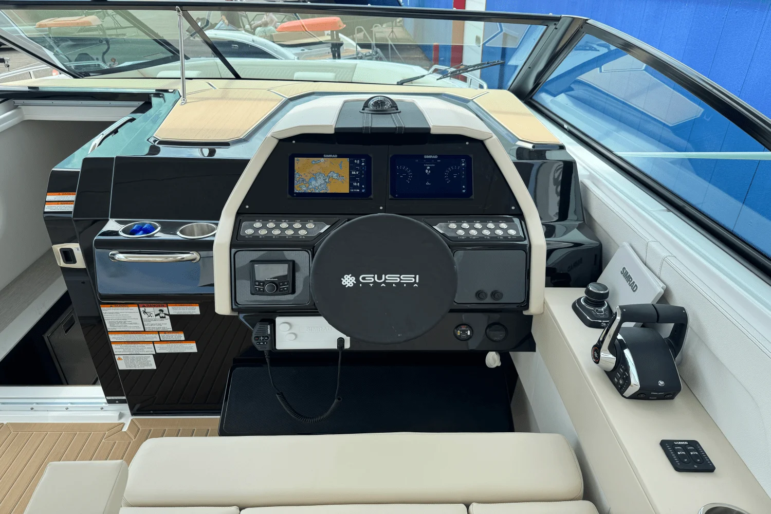 2026 Cruisers Yachts 34 GLS Image Thumbnail #33