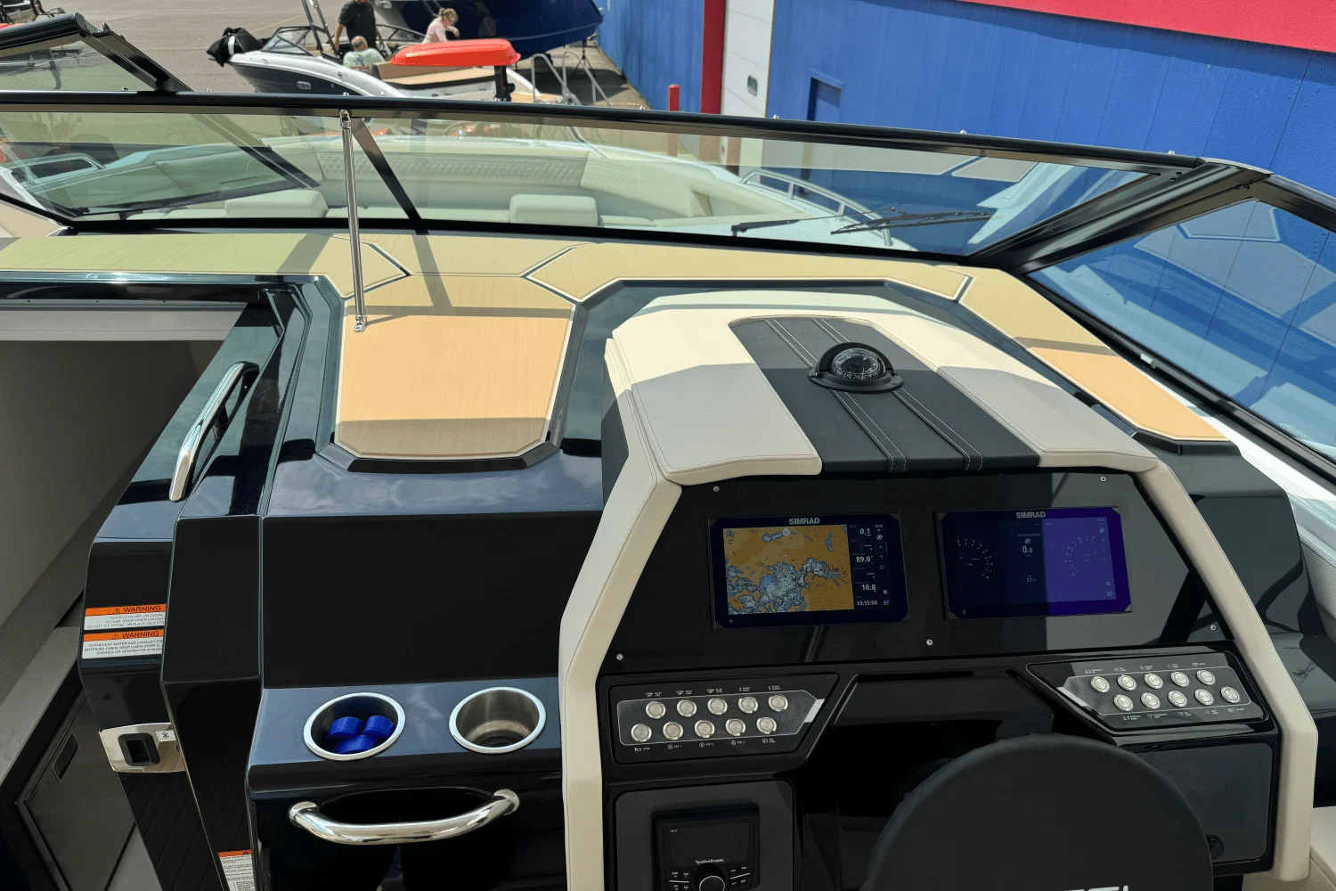 2026 Cruisers Yachts 34 GLS Image Thumbnail #37