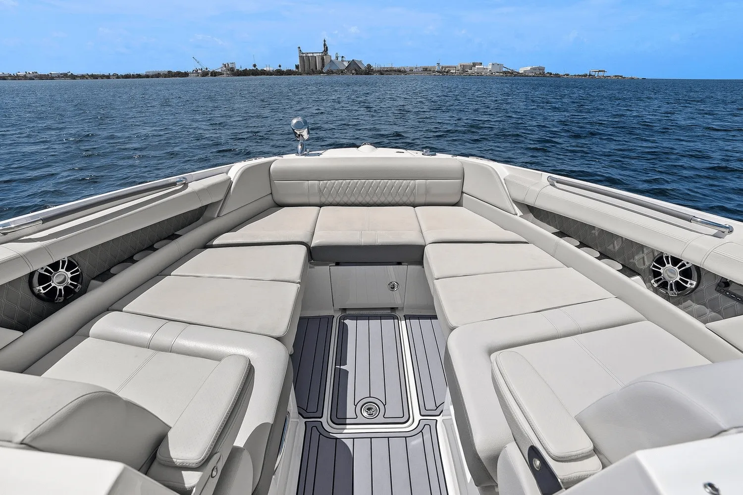 2023 Sea Ray 350 SLX OUTBOARD Image Thumbnail #19