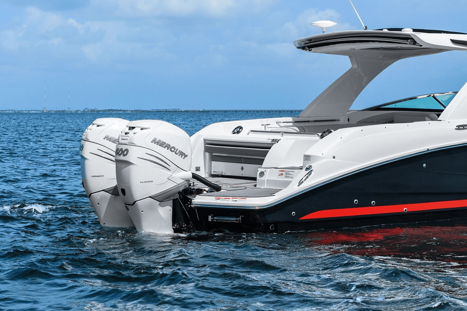 2023 Sea Ray 350 SLX OUTBOARD Image Thumbnail #8