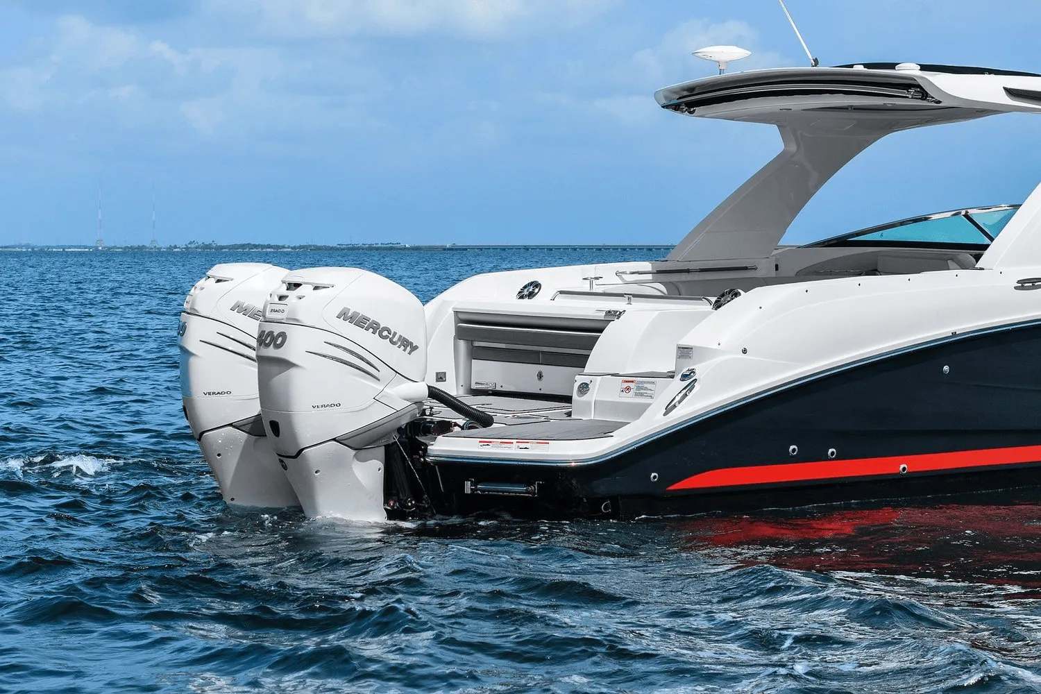 2023 Sea Ray 350 SLX OUTBOARD Image Thumbnail #8