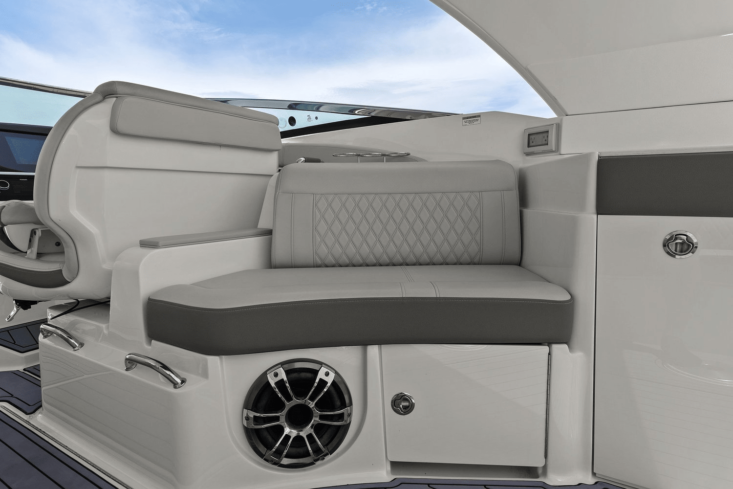 2023 Sea Ray 350 SLX OUTBOARD Image Thumbnail #37