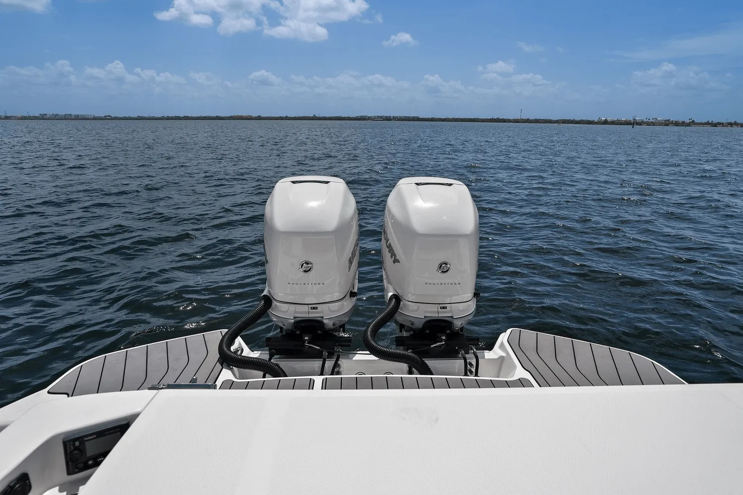 2023 Sea Ray 350 SLX OUTBOARD Image Thumbnail #32
