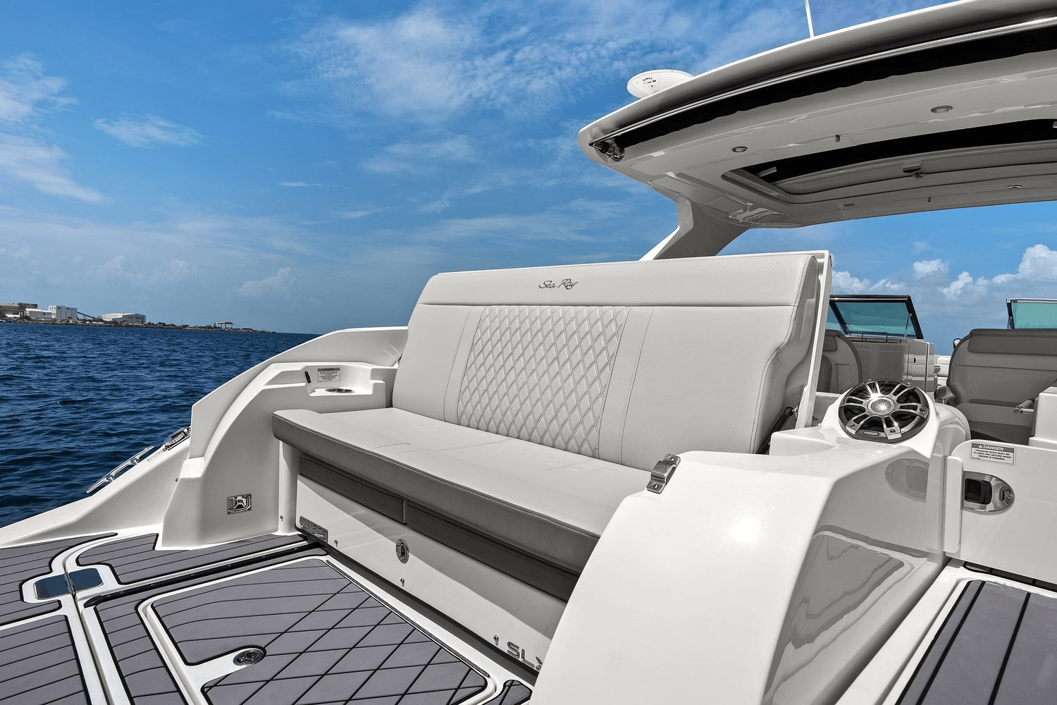 2023 Sea Ray 350 SLX OUTBOARD Image Thumbnail #33