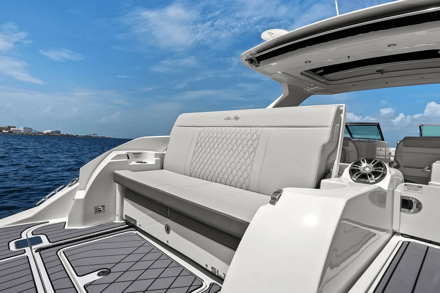 2023 Sea Ray 350 SLX OUTBOARD Image Thumbnail #33