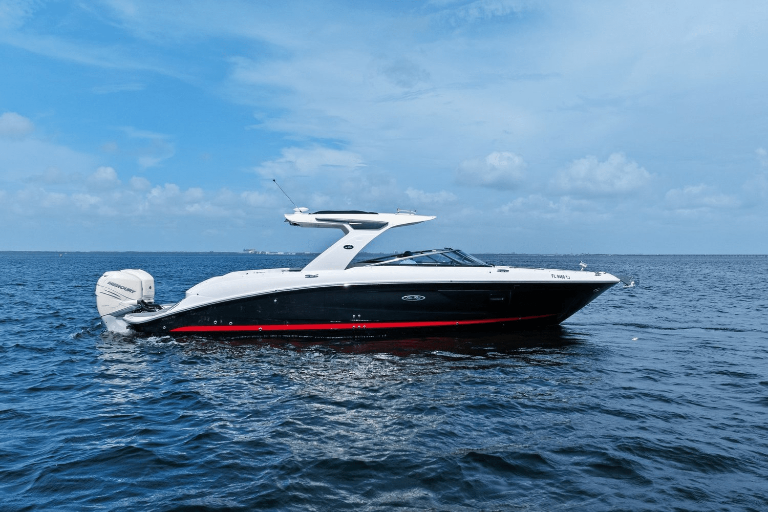 2023 Sea Ray 350 SLX OUTBOARD Image Thumbnail #2