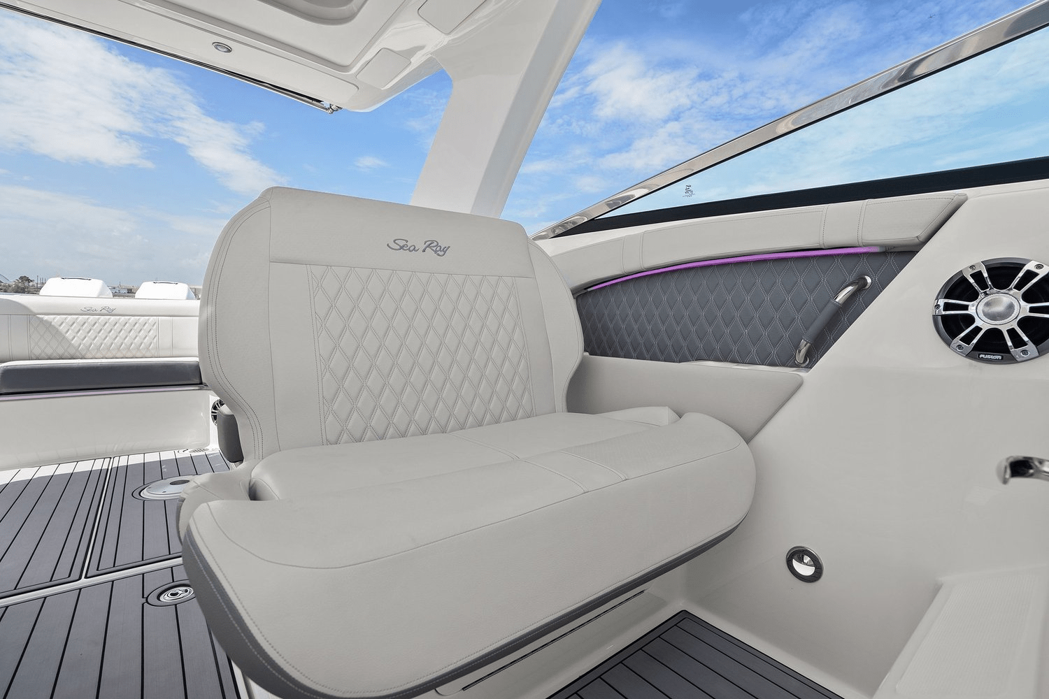 2023 Sea Ray 350 SLX OUTBOARD Image Thumbnail #23