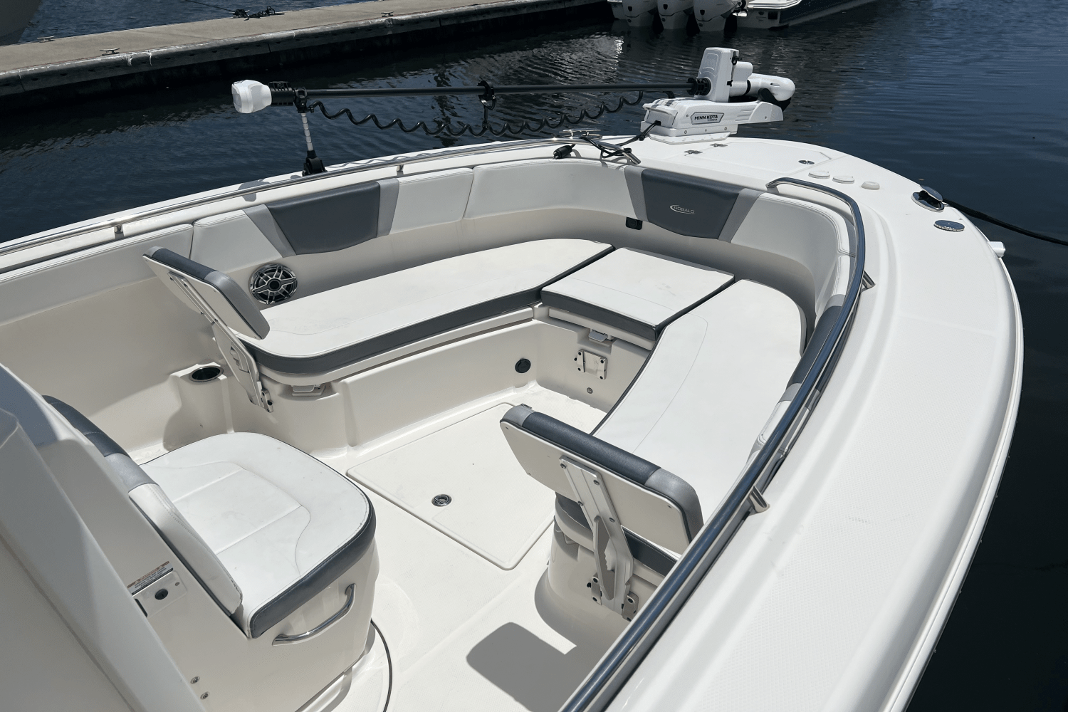2021 Robalo R272 Image Thumbnail #11