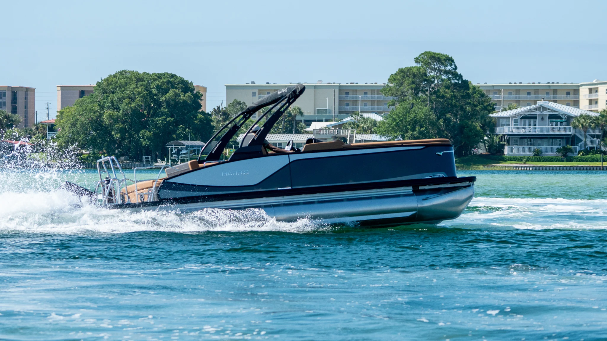 2026 Harris Sunliner 250 Image Thumbnail #16