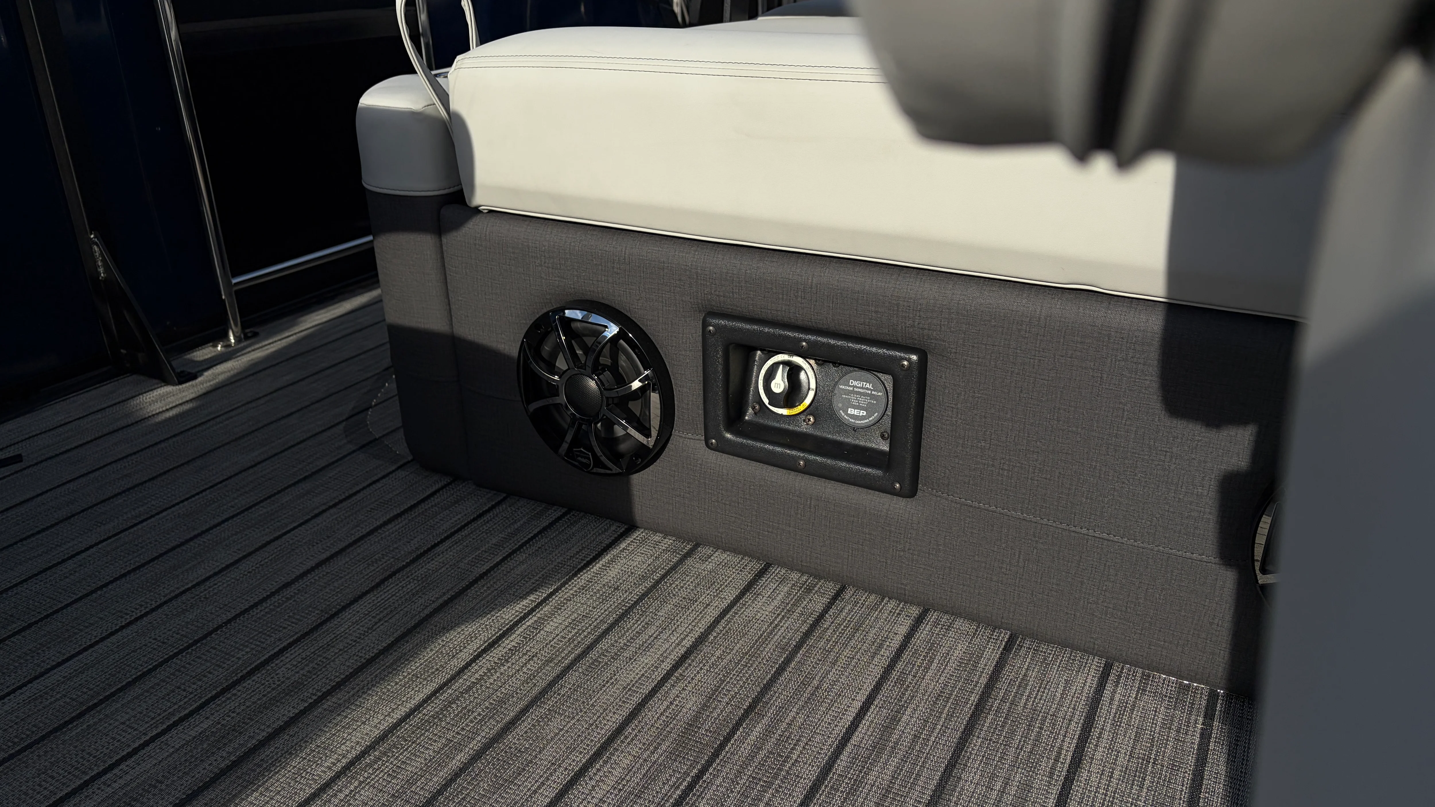 2026 Harris Sunliner 230 Image Thumbnail #32