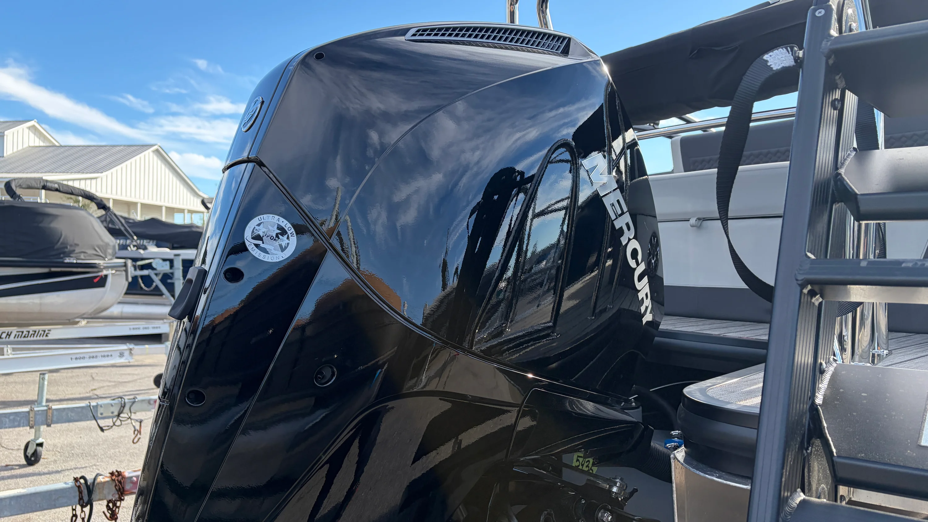 2026 Harris Sunliner 230 Image Thumbnail #13