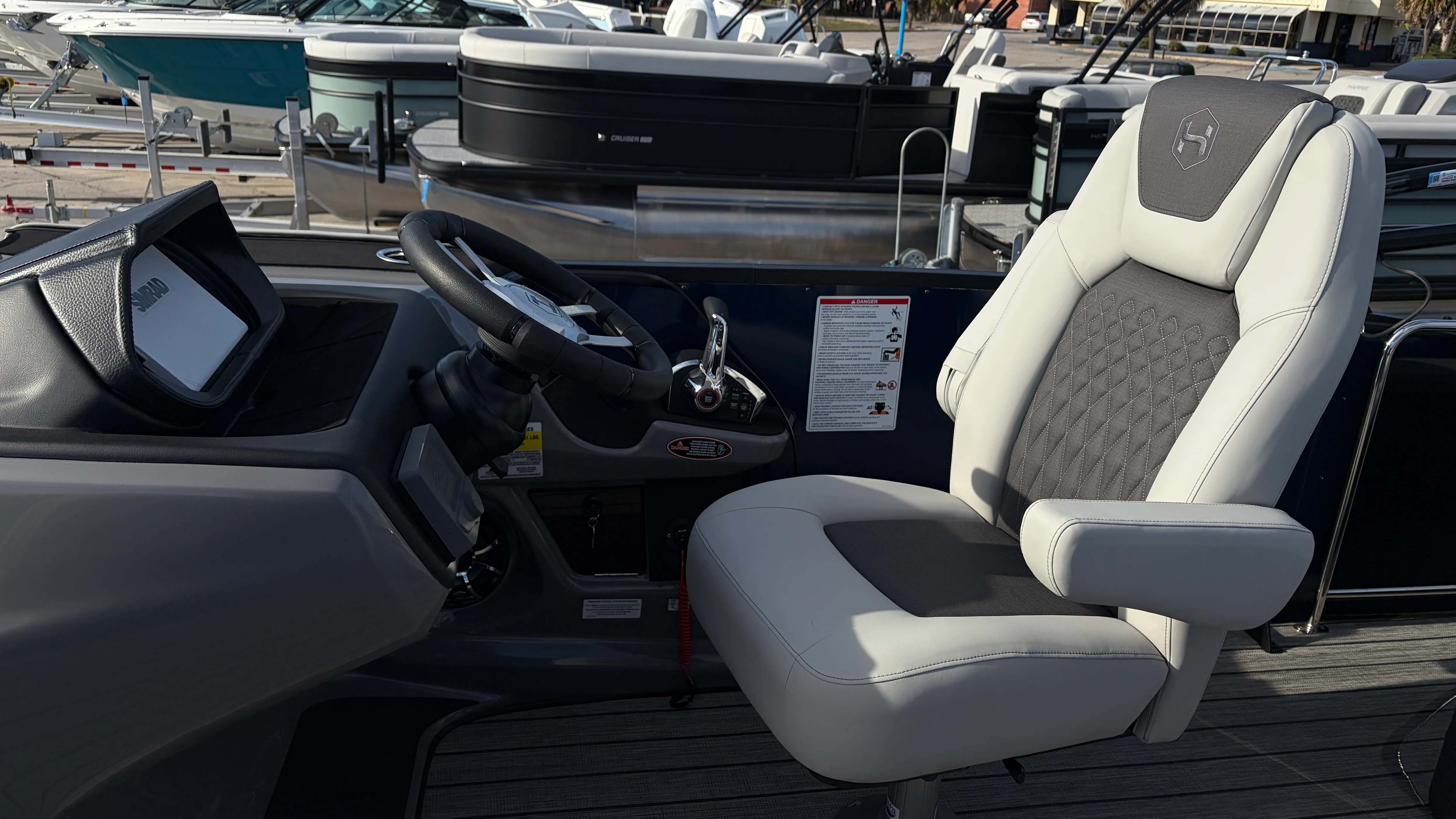 2026 Harris Sunliner 230 Image Thumbnail #27