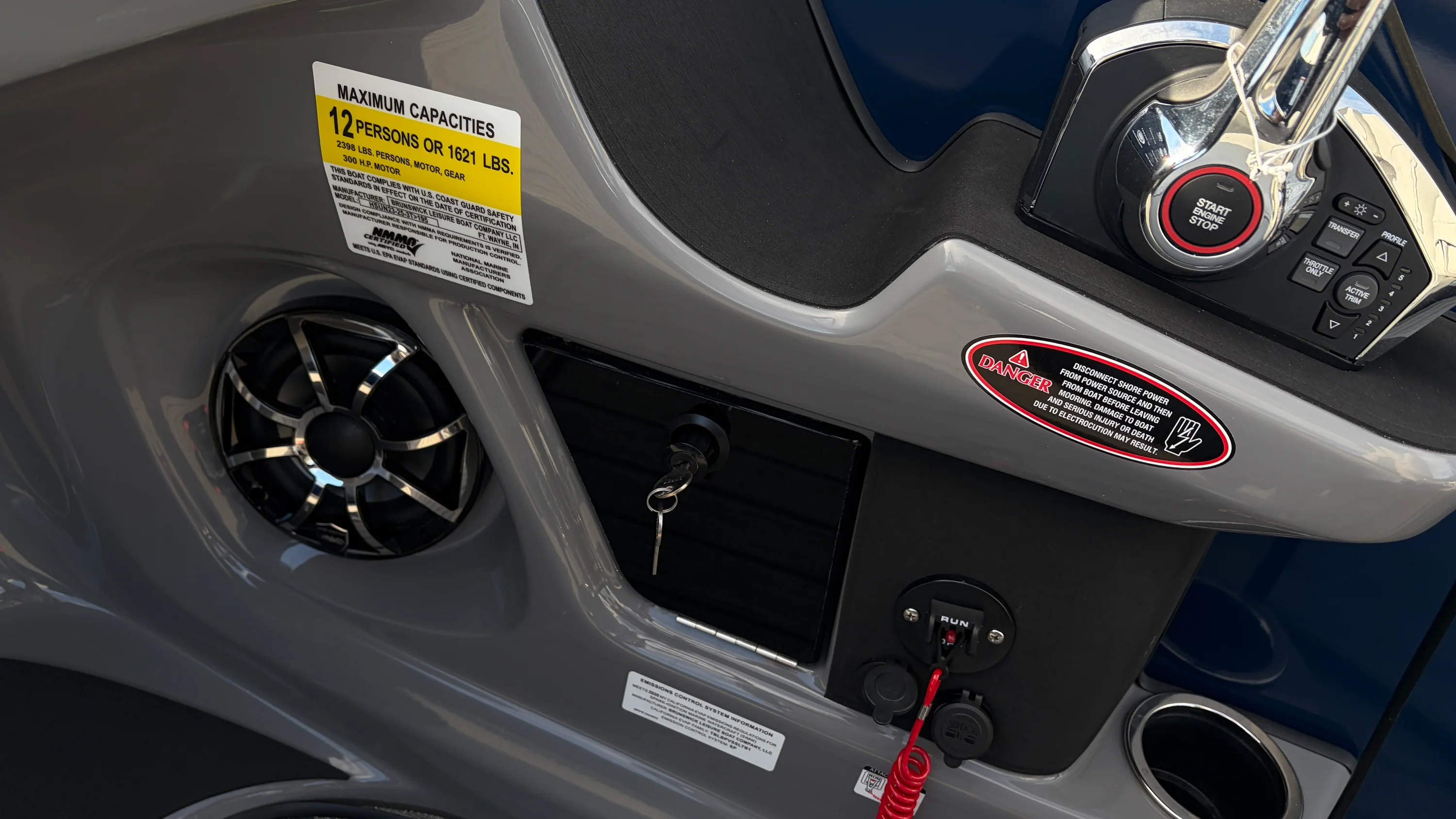 2026 Harris Sunliner 230 Image Thumbnail #30