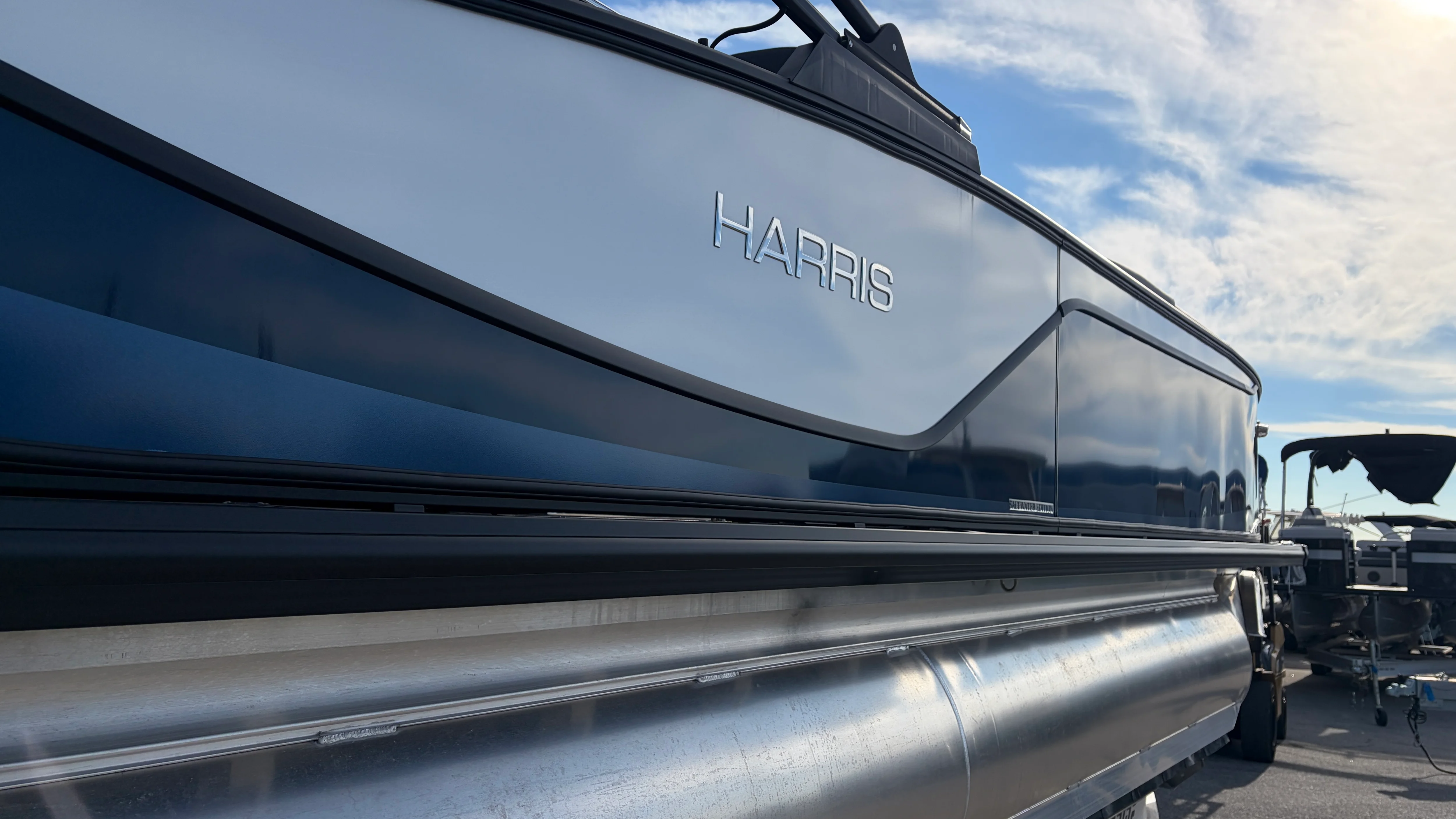 2026 Harris Sunliner 230 Image Thumbnail #9