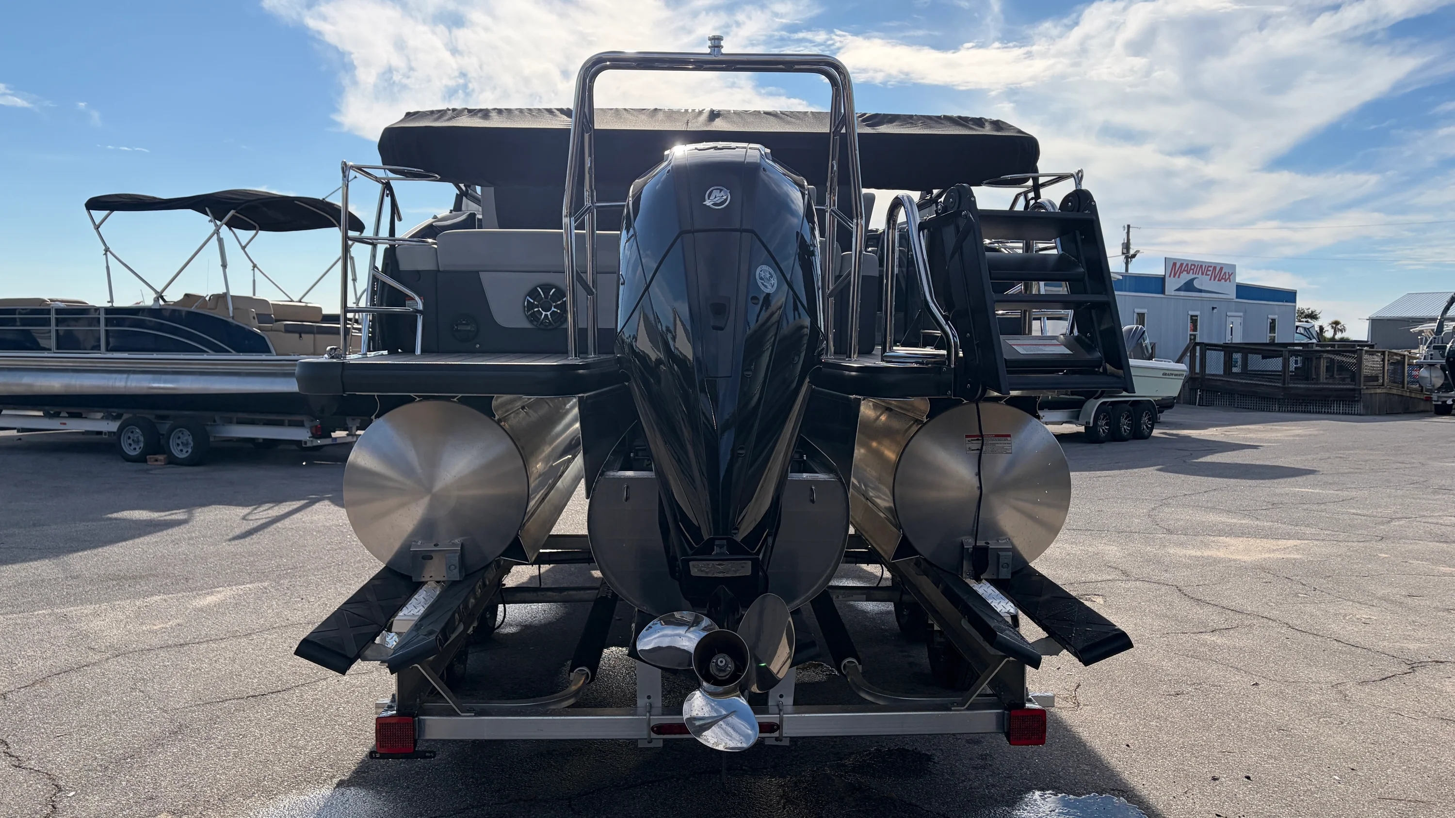 2026 Harris Sunliner 230 Image Thumbnail #7