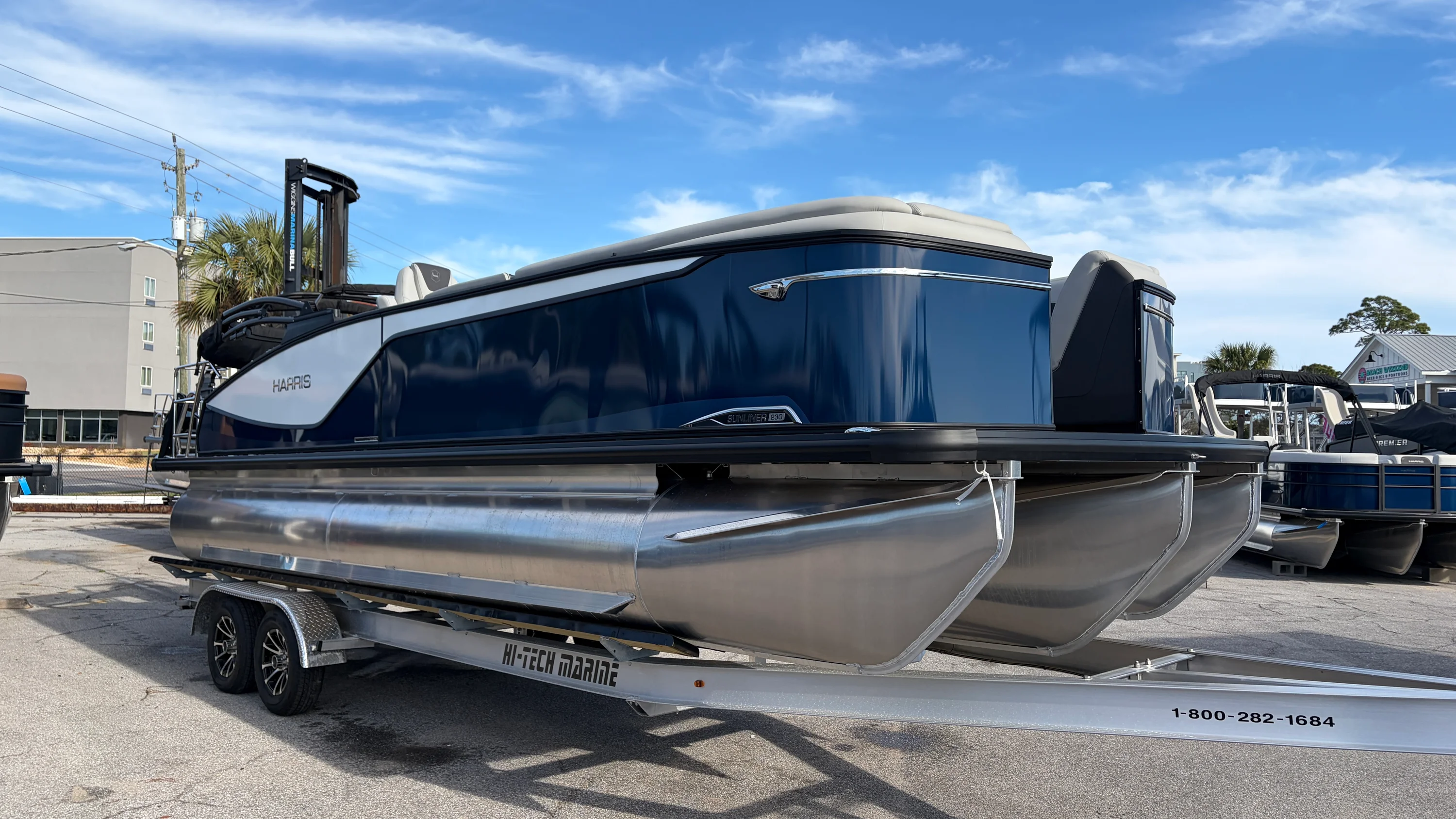 2026 Harris Sunliner 230 Image Thumbnail #1