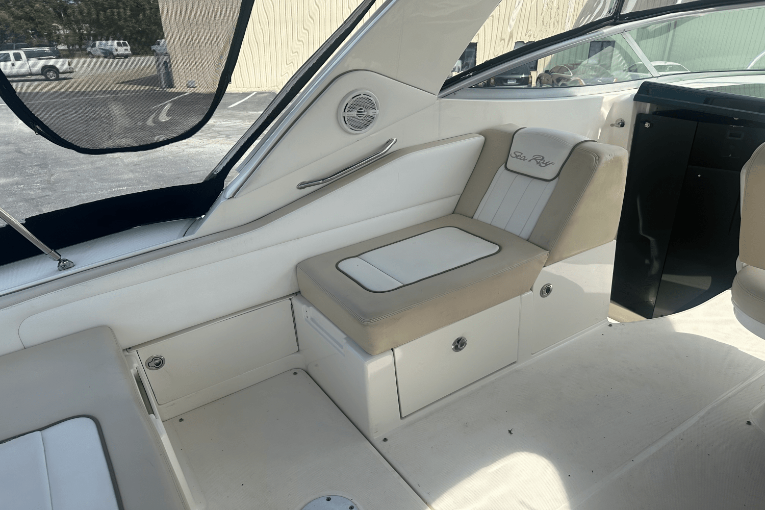 2012 Sea Ray 310 SUNDANCER Image Thumbnail #10