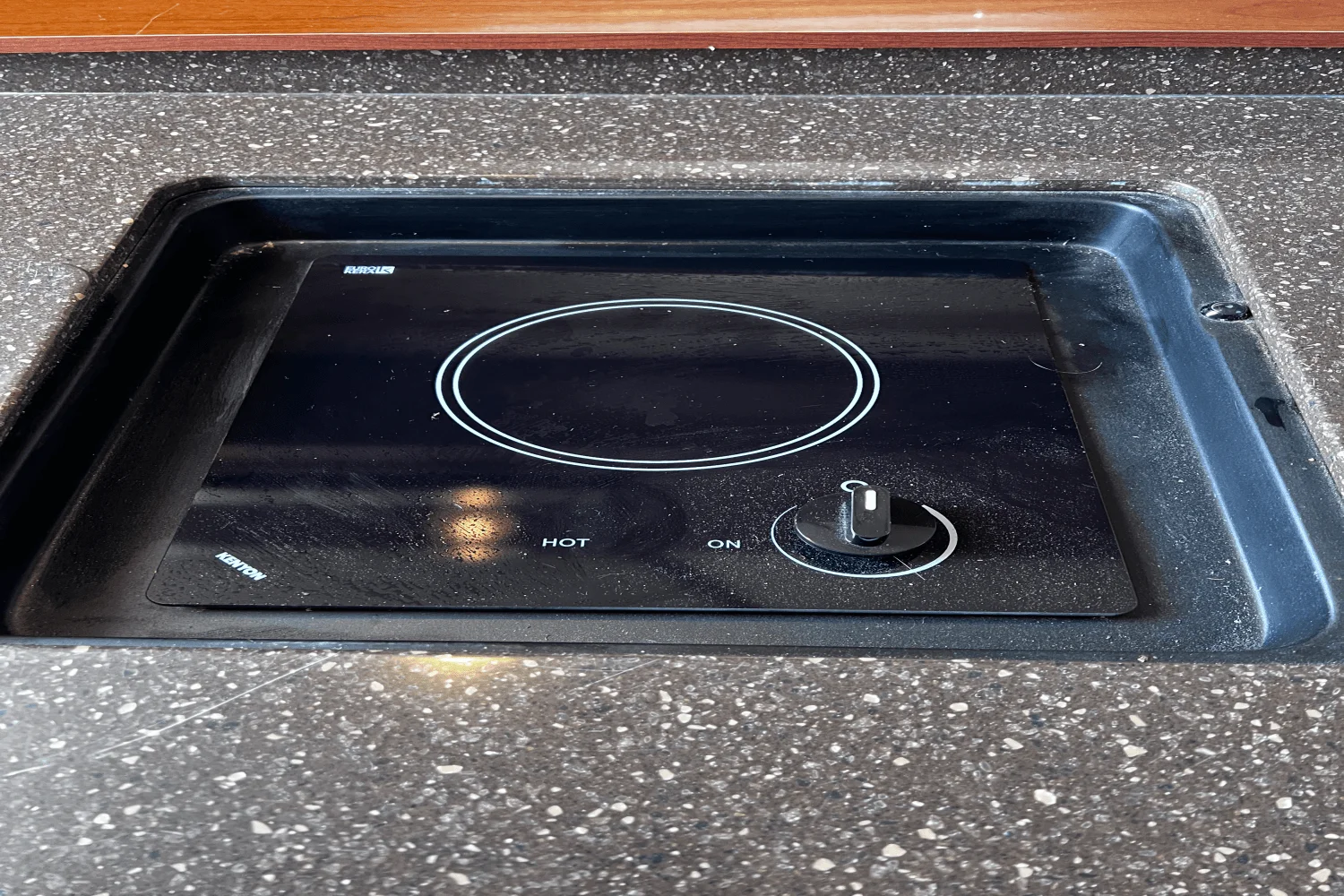 2012 Sea Ray 310 SUNDANCER Image Thumbnail #18