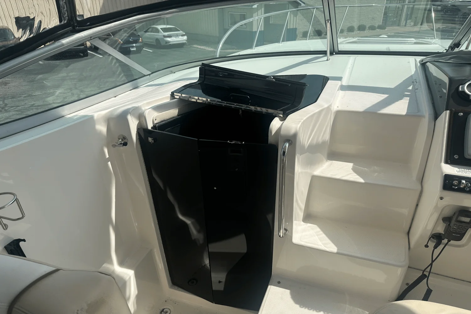 2012 Sea Ray 310 SUNDANCER Image Thumbnail #13