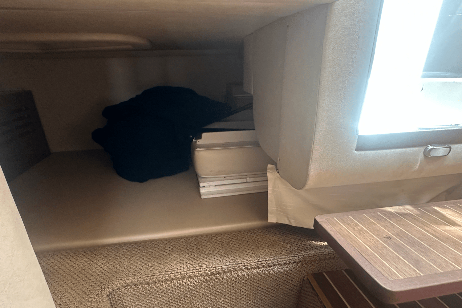 2012 Sea Ray 310 SUNDANCER Image Thumbnail #23