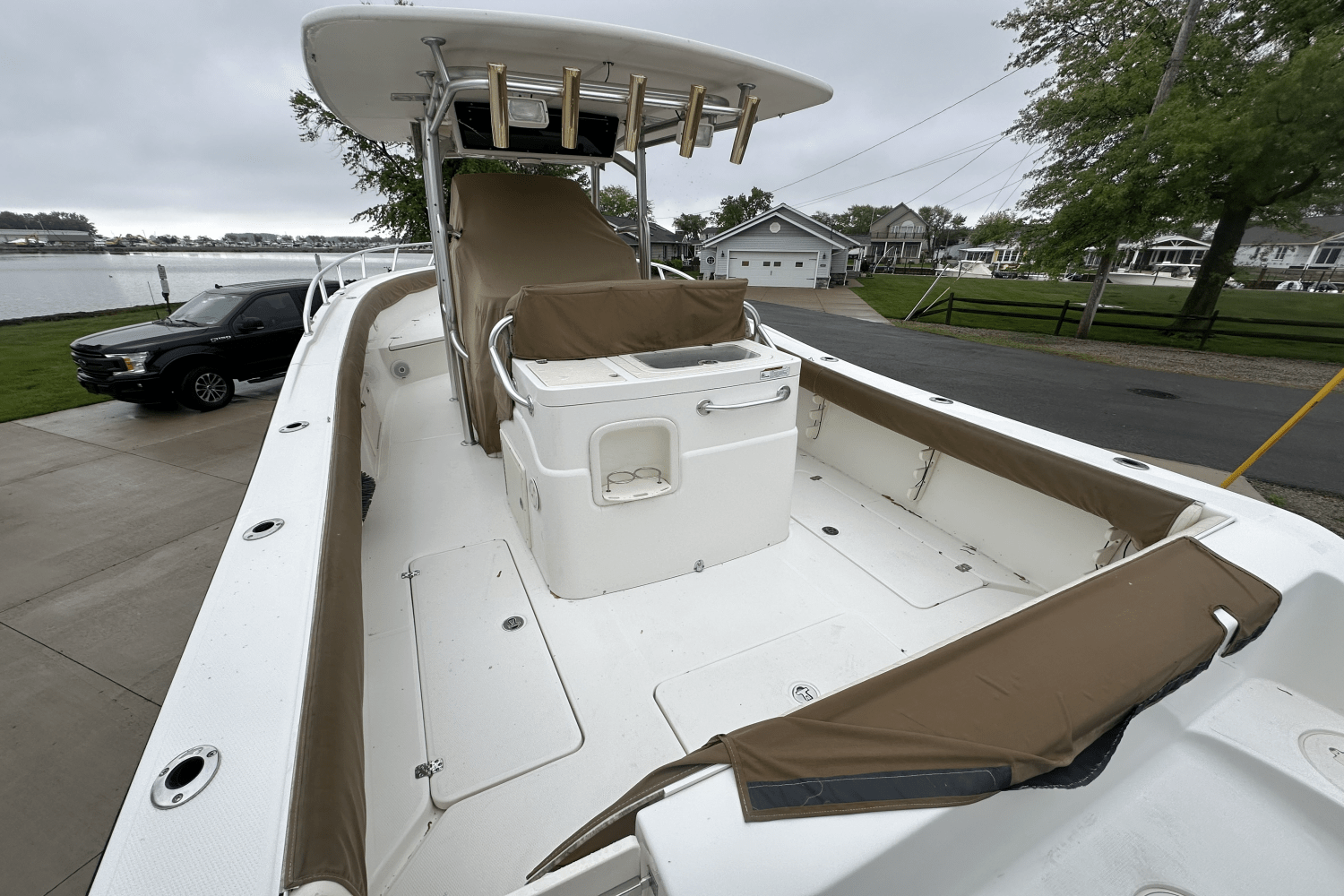 2011 Mako 288 Image Thumbnail #3