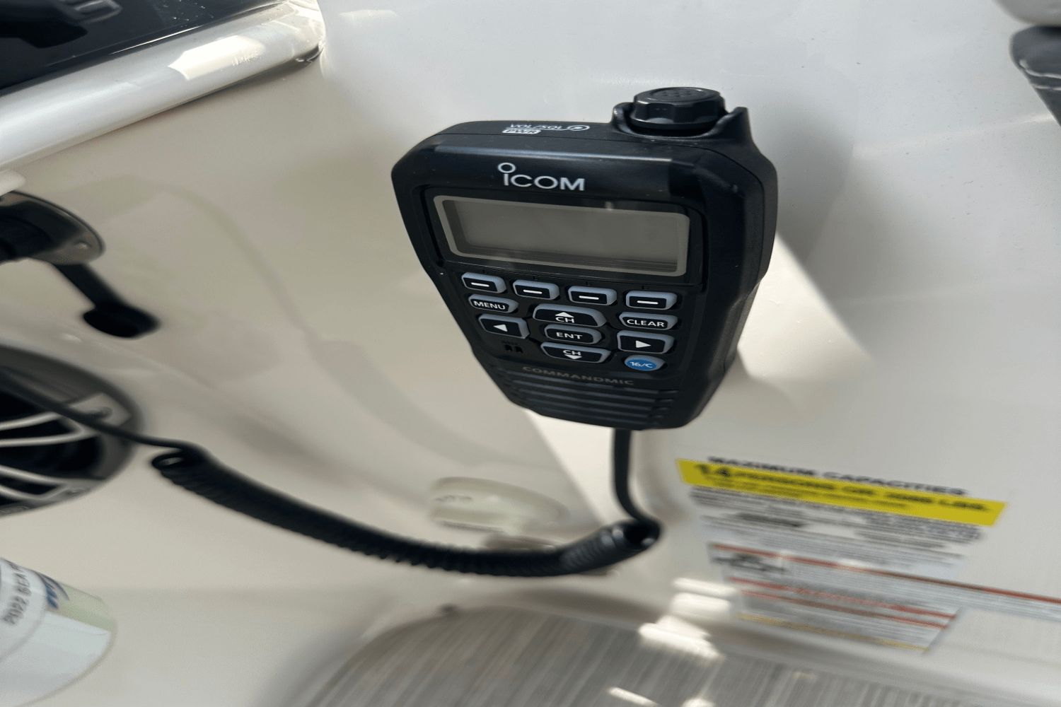 2022 Sea Ray 250 SDX OB Image Thumbnail #31