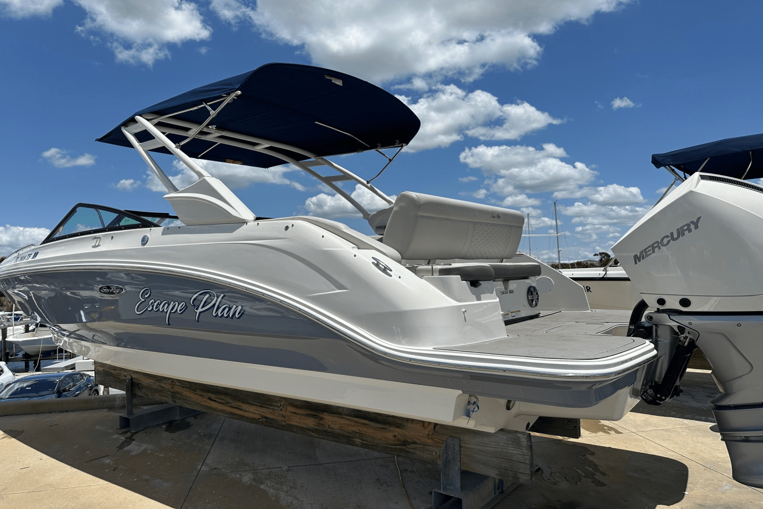 2022 Sea Ray 250 SDX OB Image Thumbnail #14