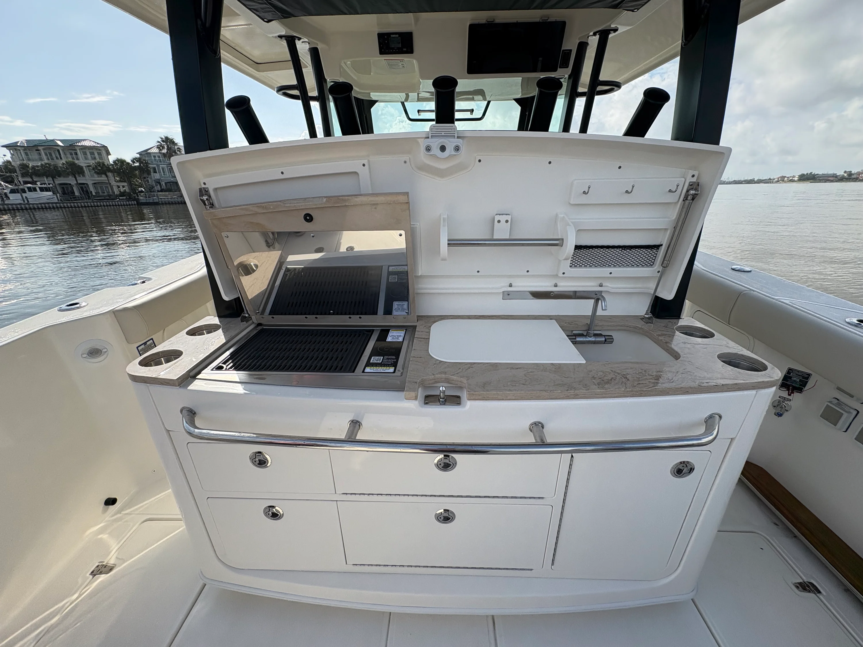 2026 Boston Whaler 380 Outrage Image Thumbnail #52