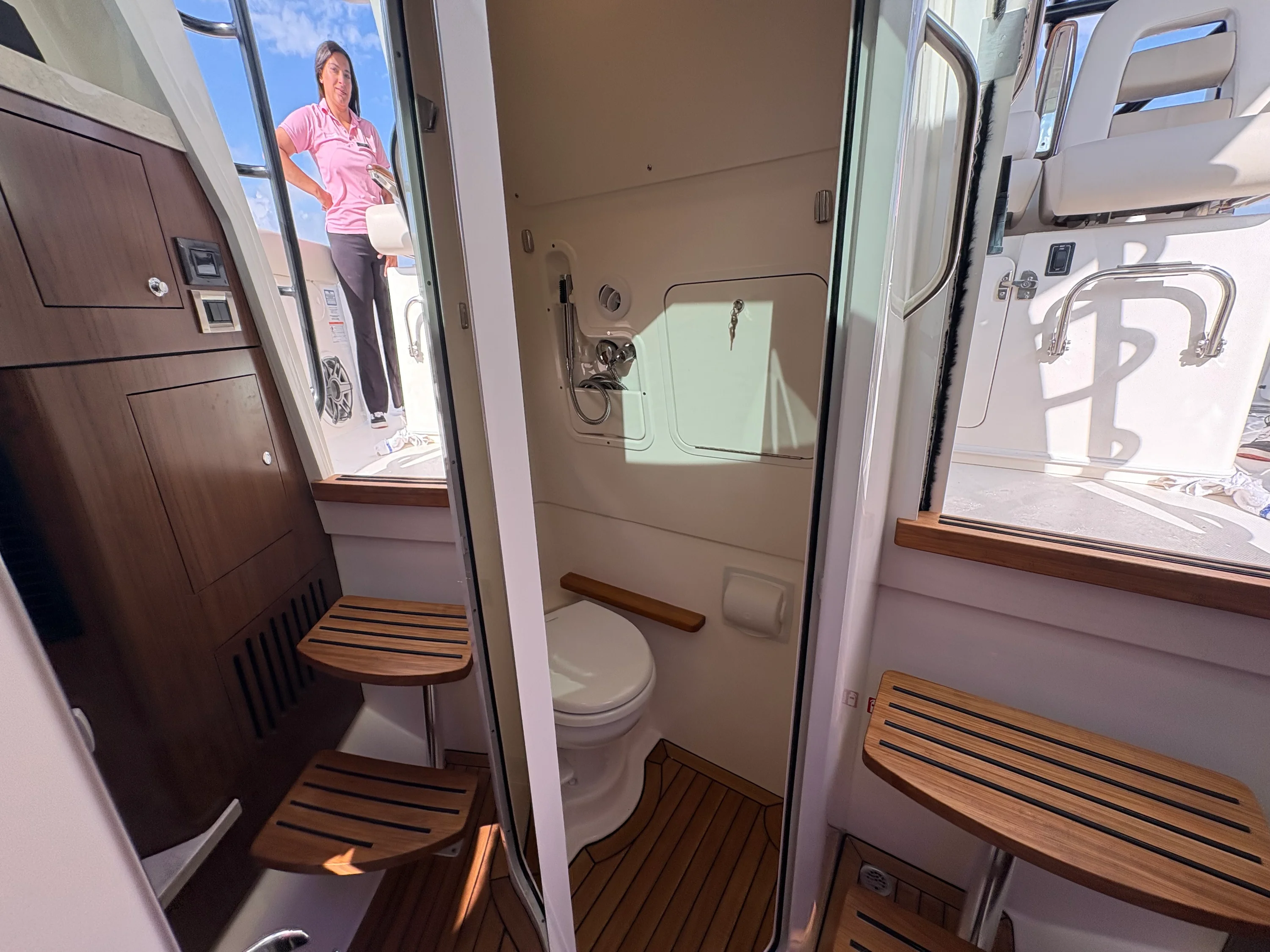 2026 Boston Whaler 380 Outrage Image Thumbnail #36