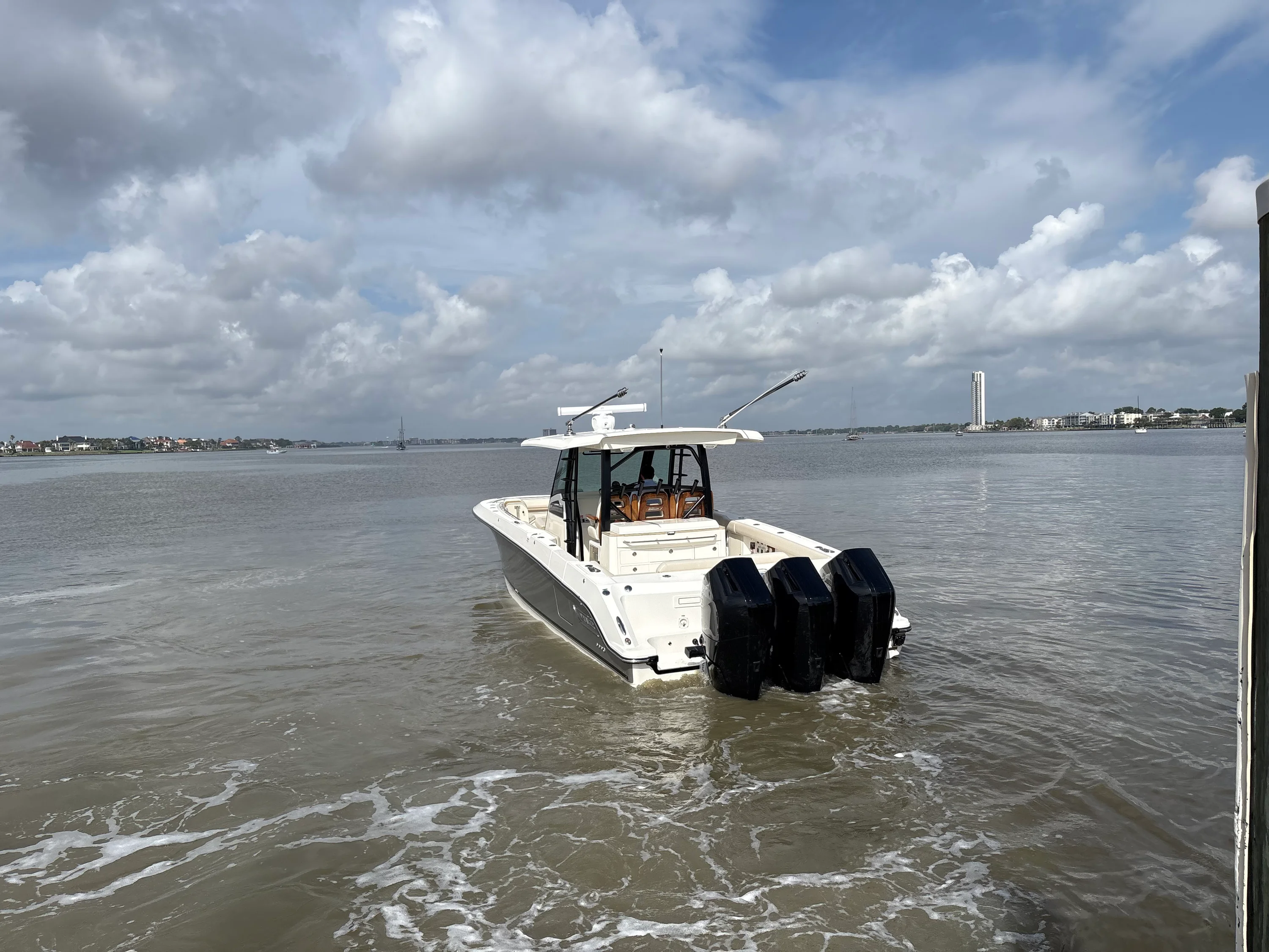 2026 Boston Whaler 380 Outrage Image Thumbnail #10