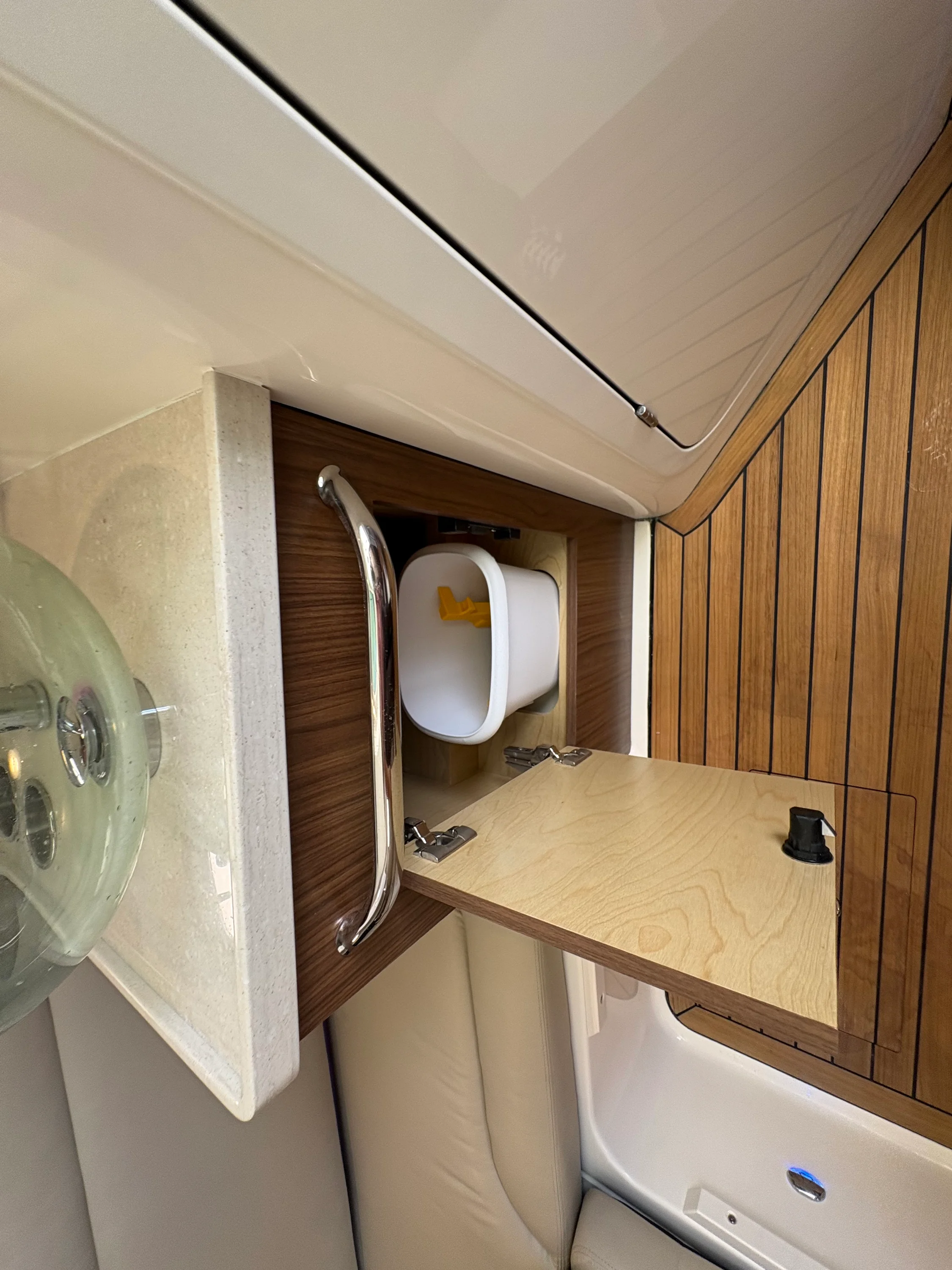 2026 Boston Whaler 380 Outrage Image Thumbnail #43