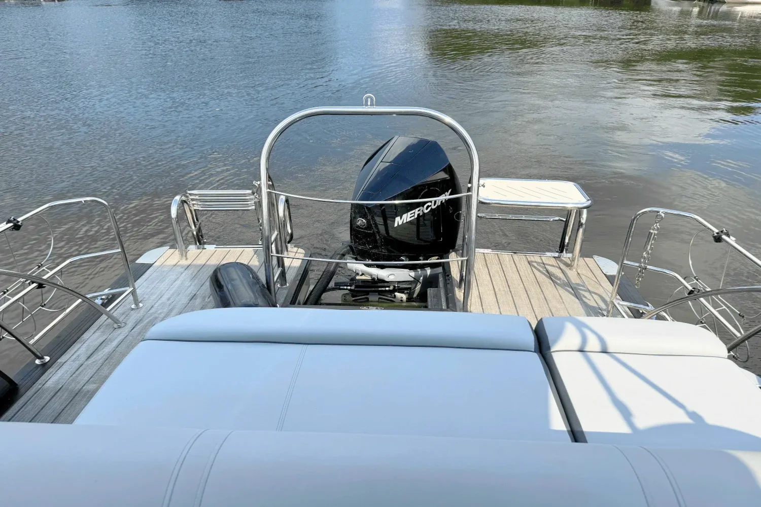 2020 Harris 230 SOLSTICE Image Thumbnail #7