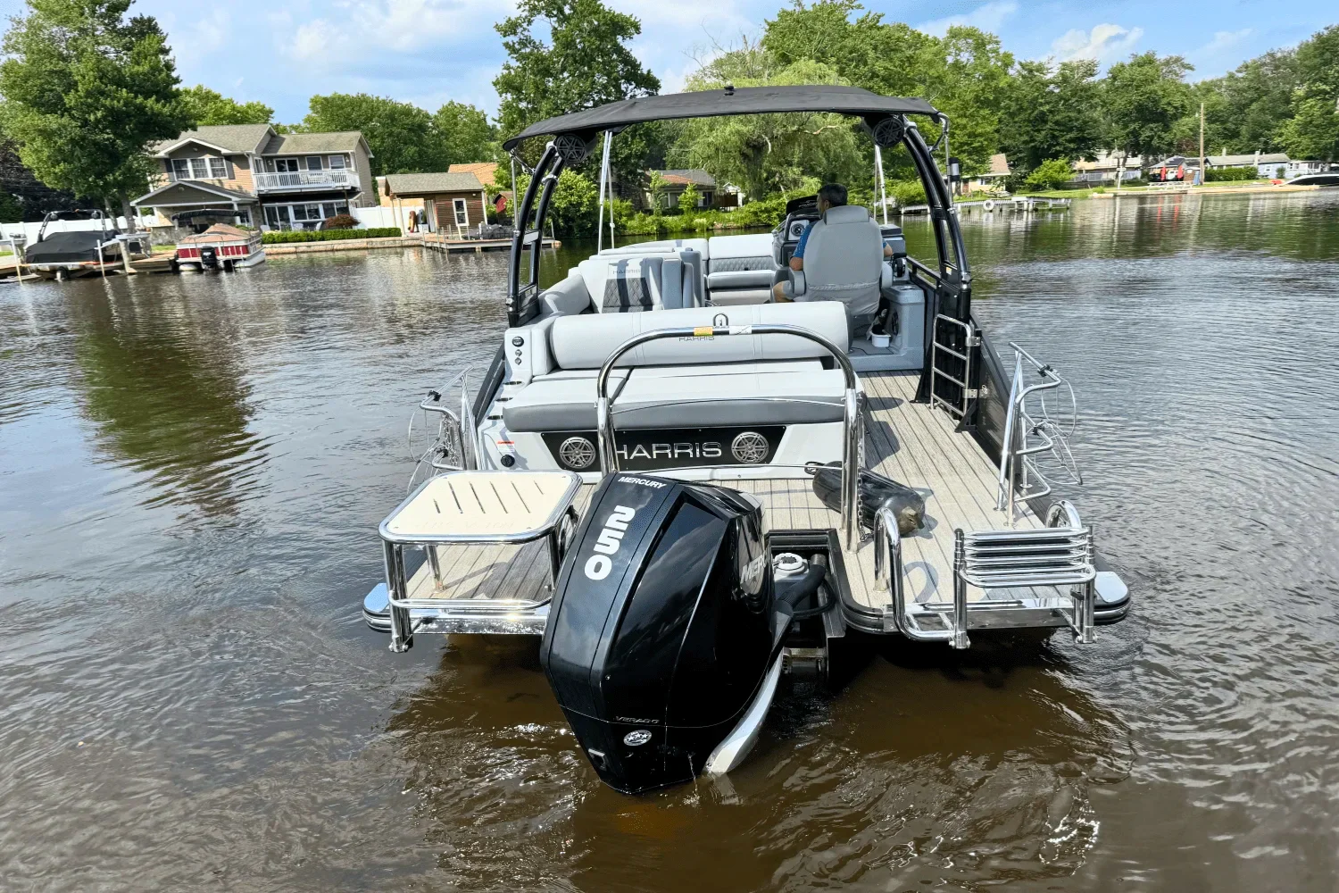 2020 Harris 230 SOLSTICE Image Thumbnail #4