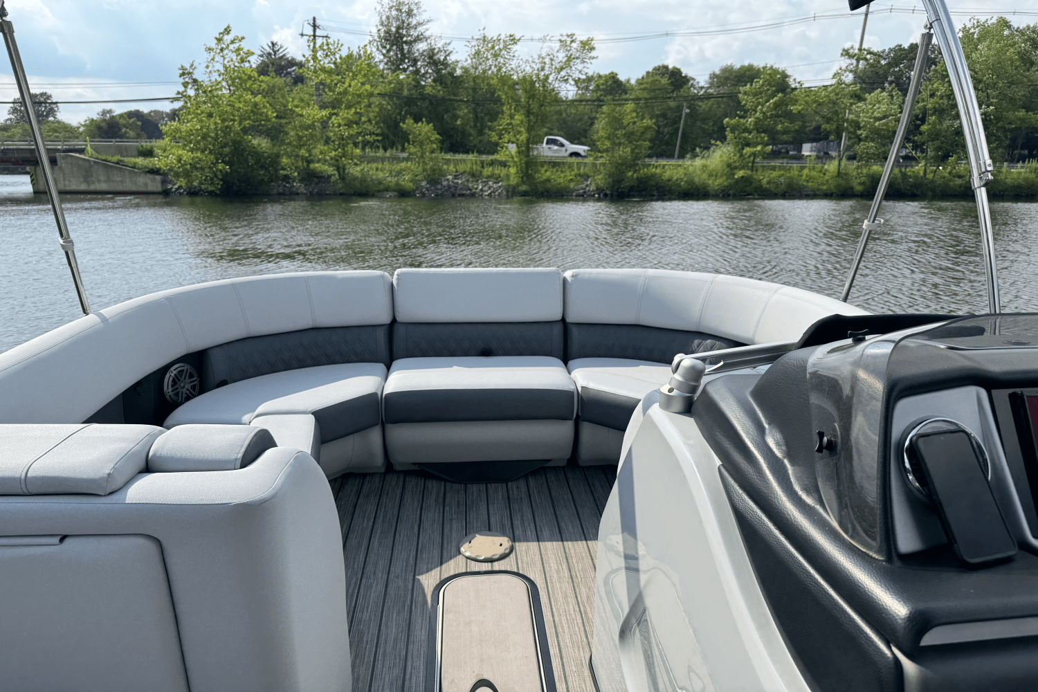 2020 Harris 230 SOLSTICE Image Thumbnail #30