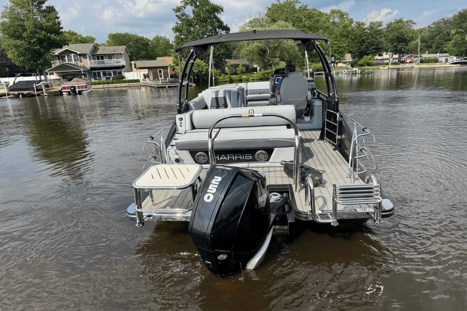 2020 Harris 230 SOLSTICE Image Thumbnail #10