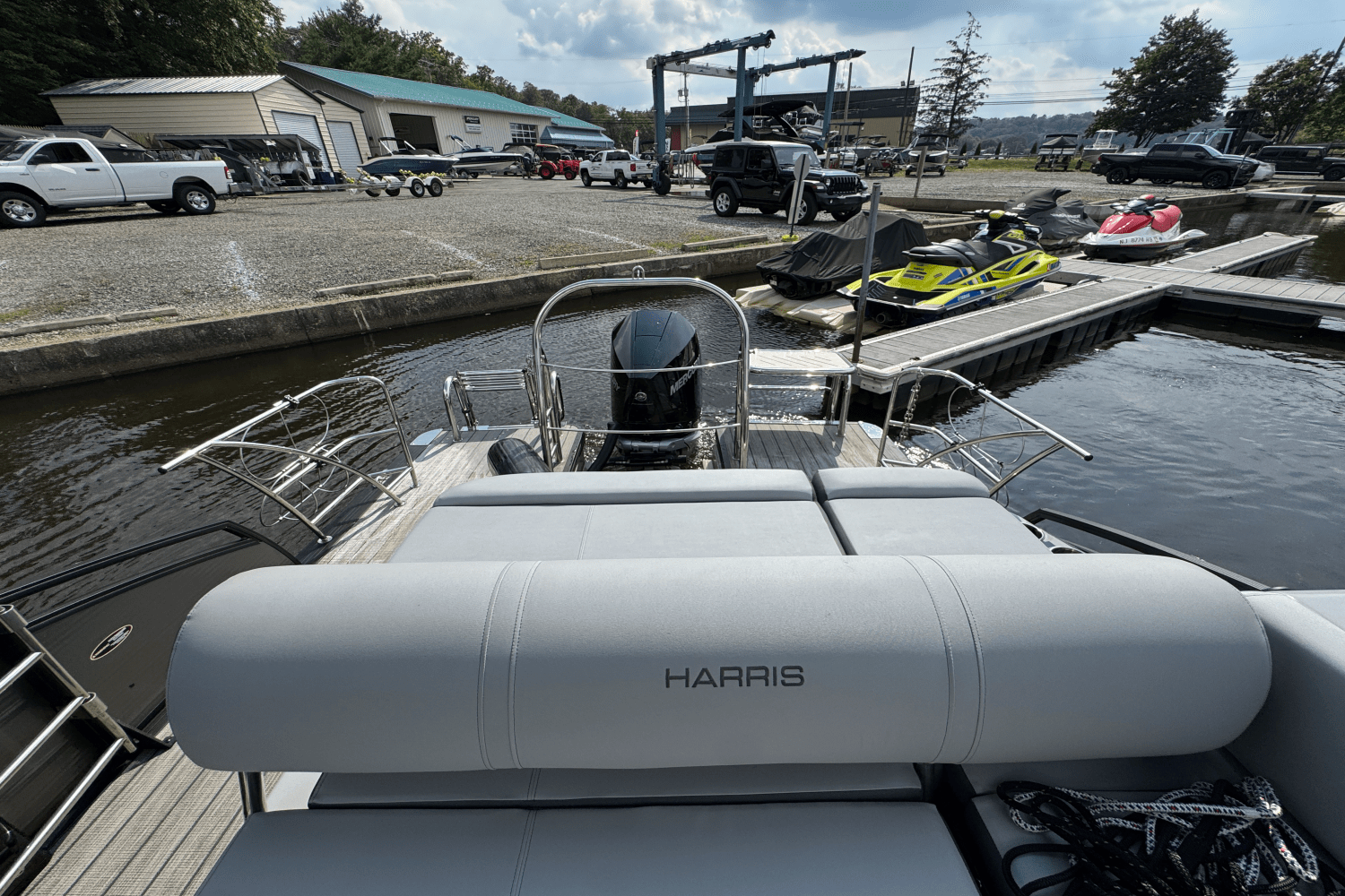 2020 Harris 230 SOLSTICE Image Thumbnail #27