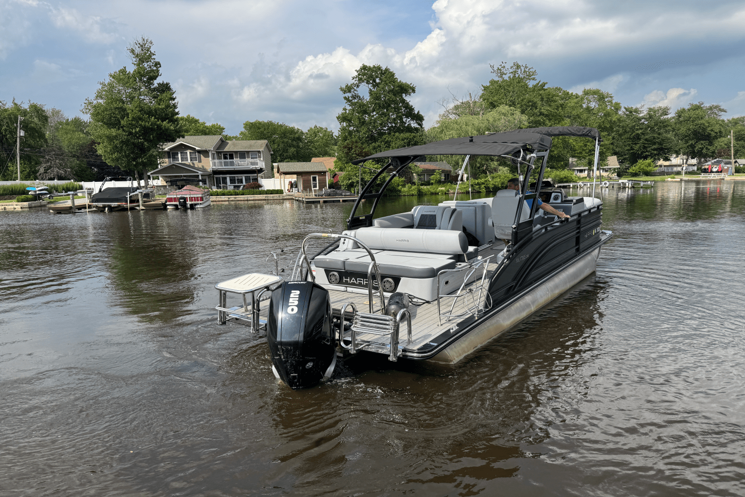 2020 Harris 230 SOLSTICE Image Thumbnail #16