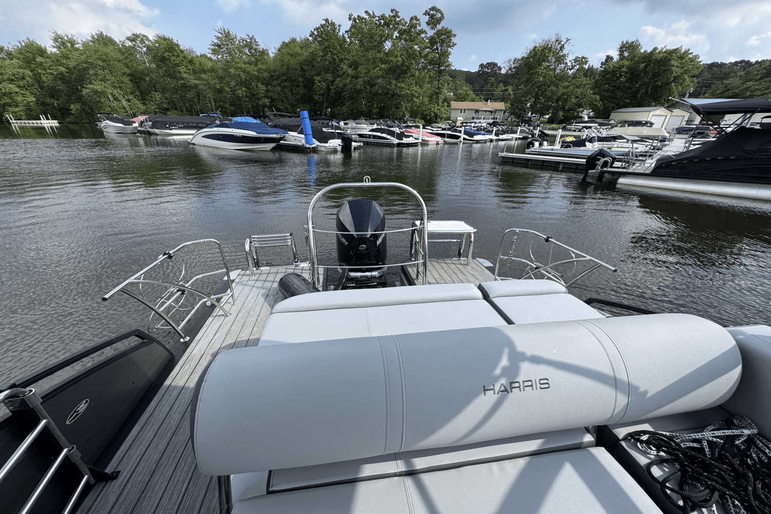 2020 Harris 230 SOLSTICE Image Thumbnail #35