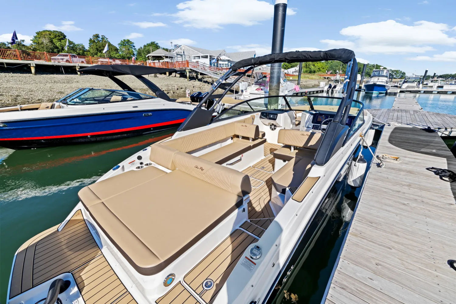 2025 Sea Ray SDX 270 Outboard Image Thumbnail #6