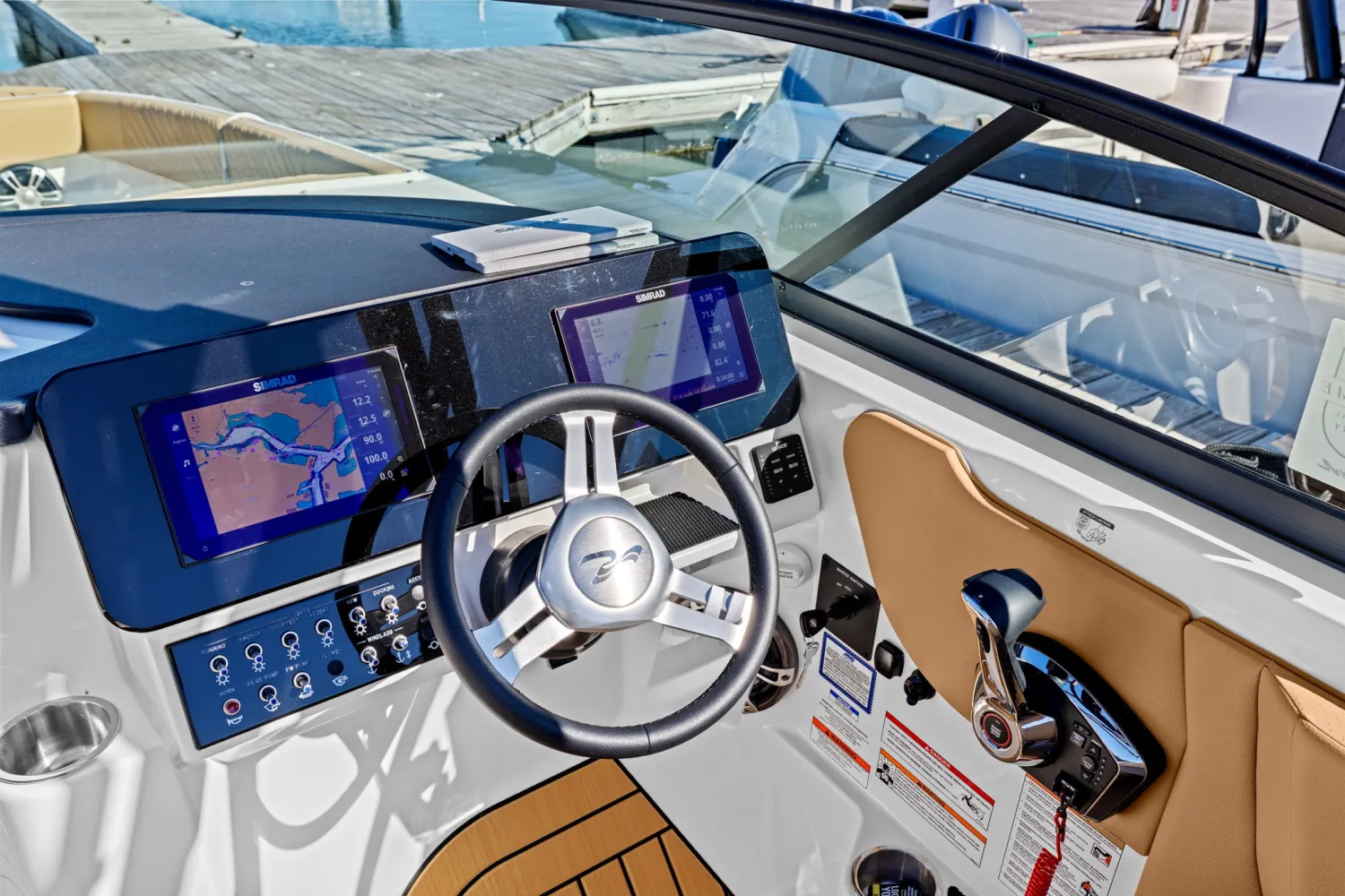 2025 Sea Ray SDX 270 Outboard Image Thumbnail #20