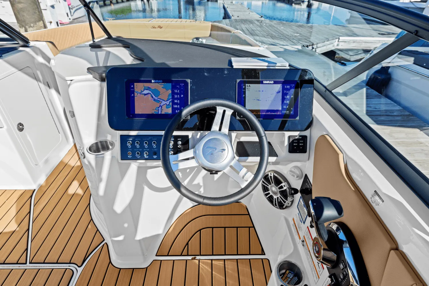 2025 Sea Ray SDX 270 Outboard Image Thumbnail #21