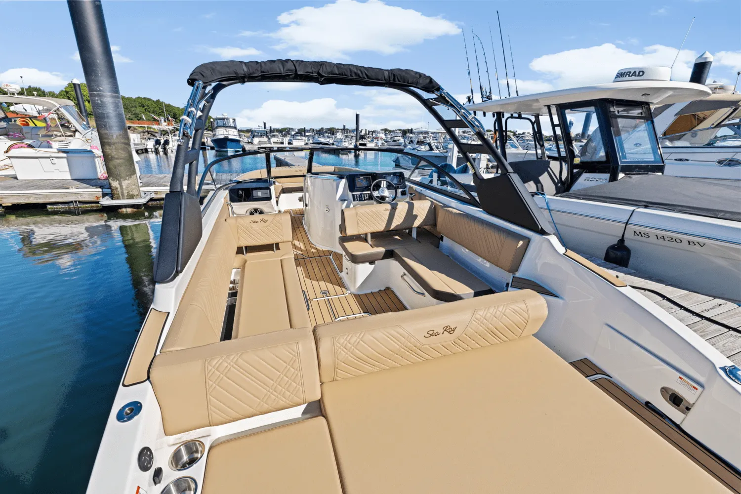 2025 Sea Ray SDX 270 Outboard Image Thumbnail #7