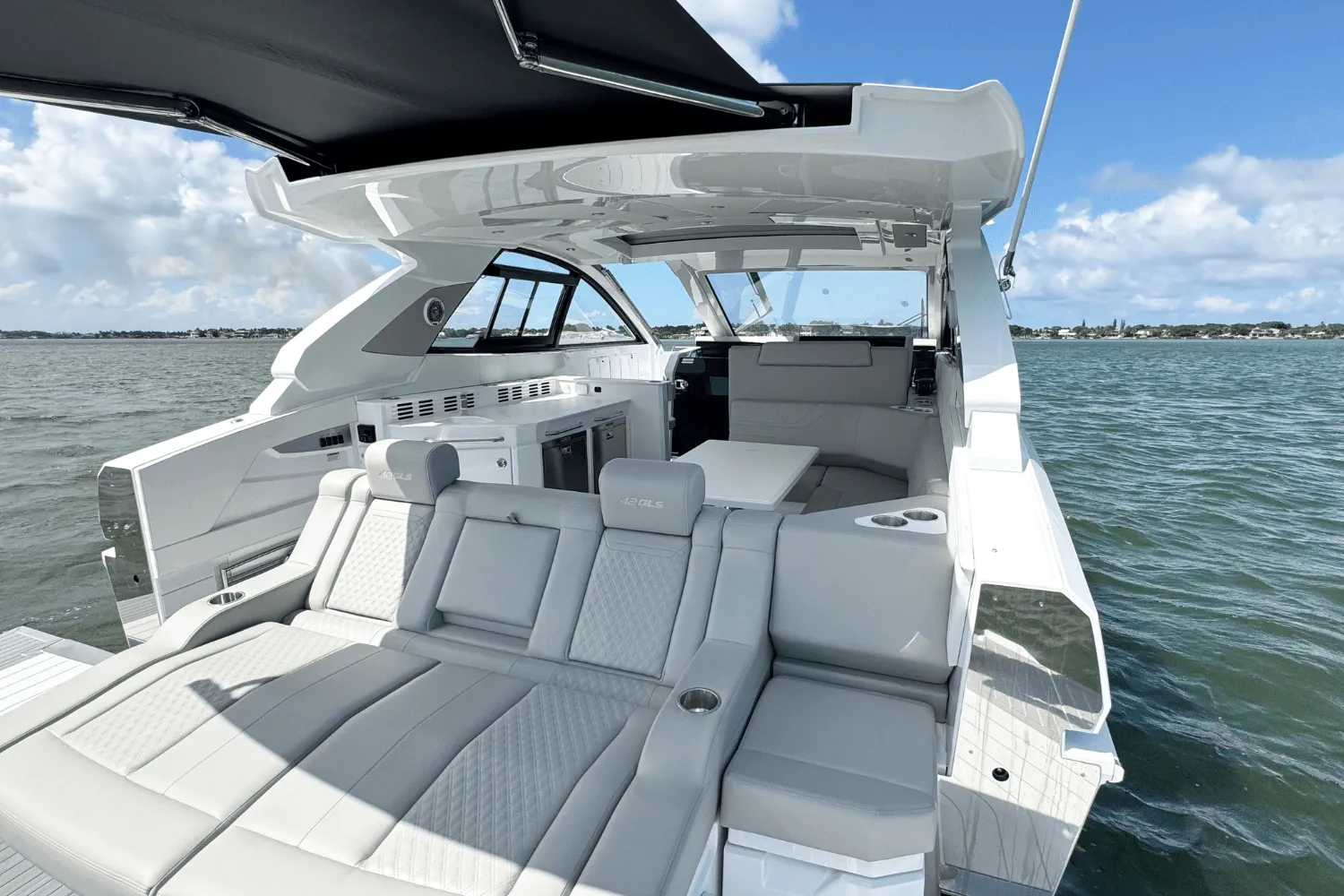 2026 Cruisers Yachts 42 GLS Outboard Image Thumbnail #22