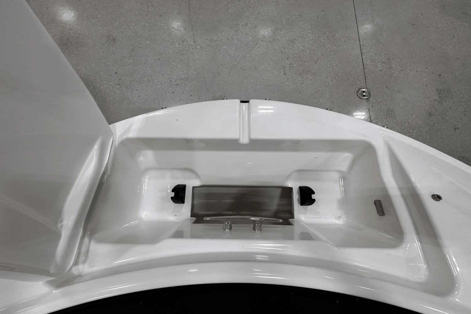 2025 Sea Ray SPX 190 Outboard Image Thumbnail #18