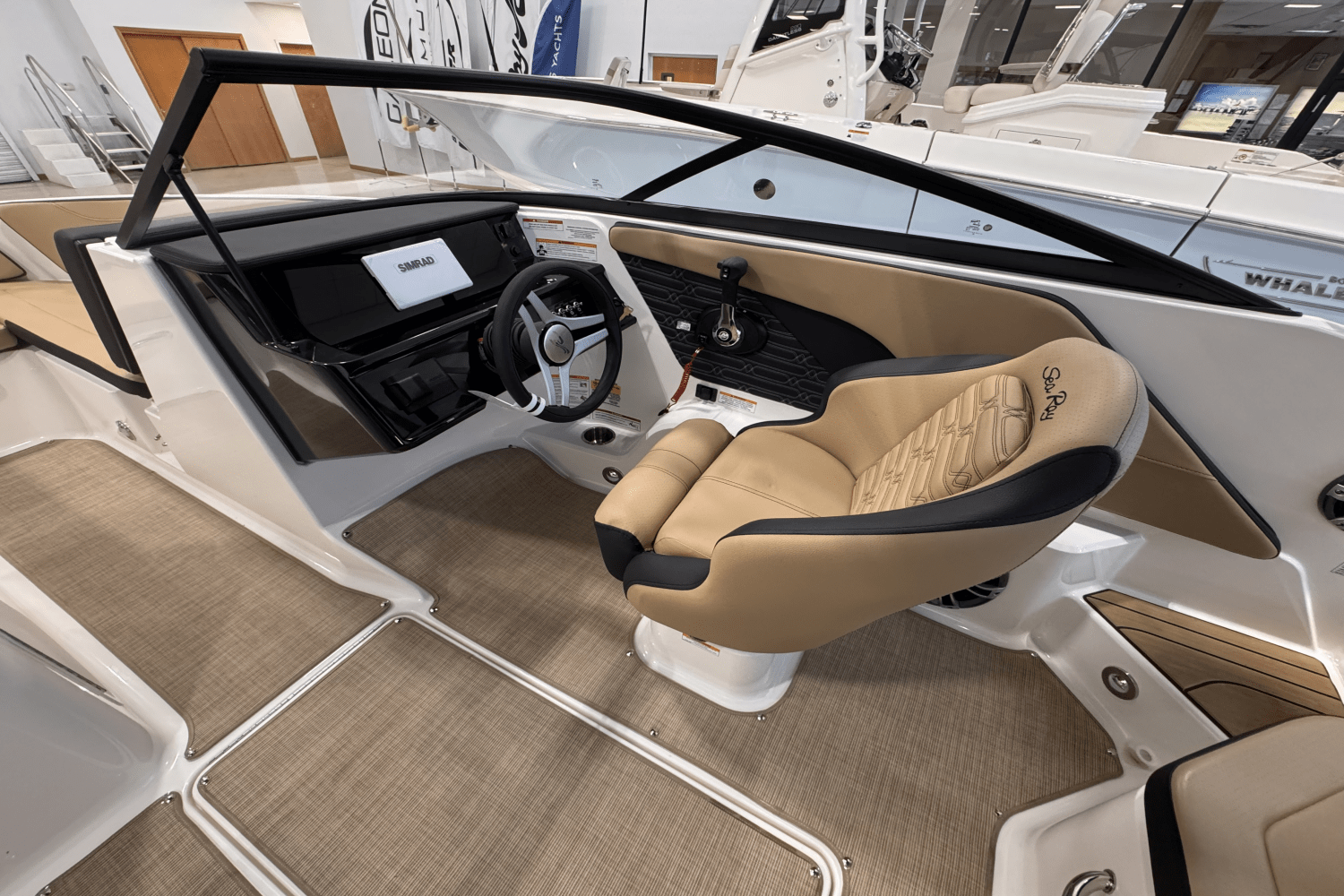 2025 Sea Ray SPX 190 Outboard Image Thumbnail #13