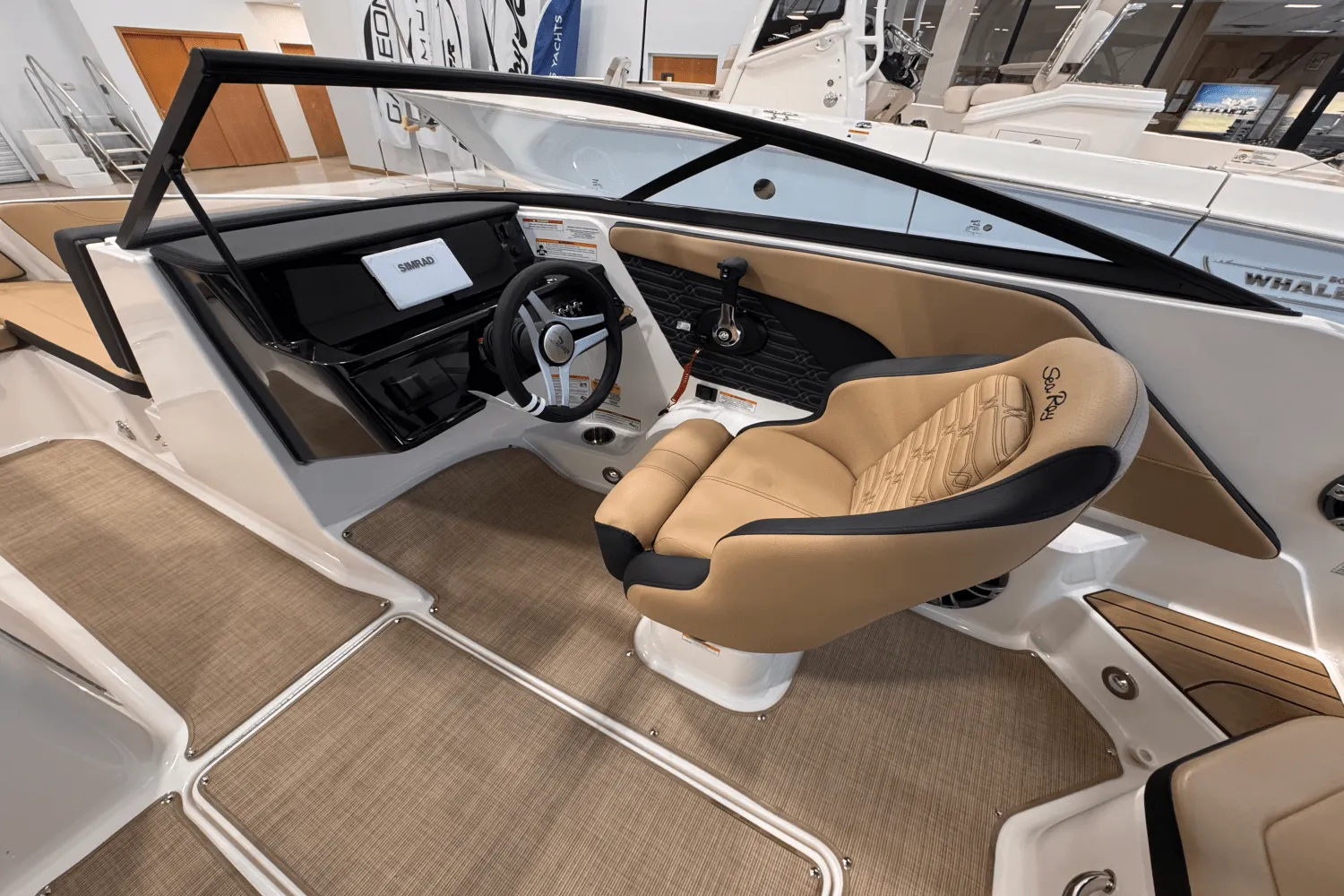 2025 Sea Ray SPX 190 Outboard Image Thumbnail #13