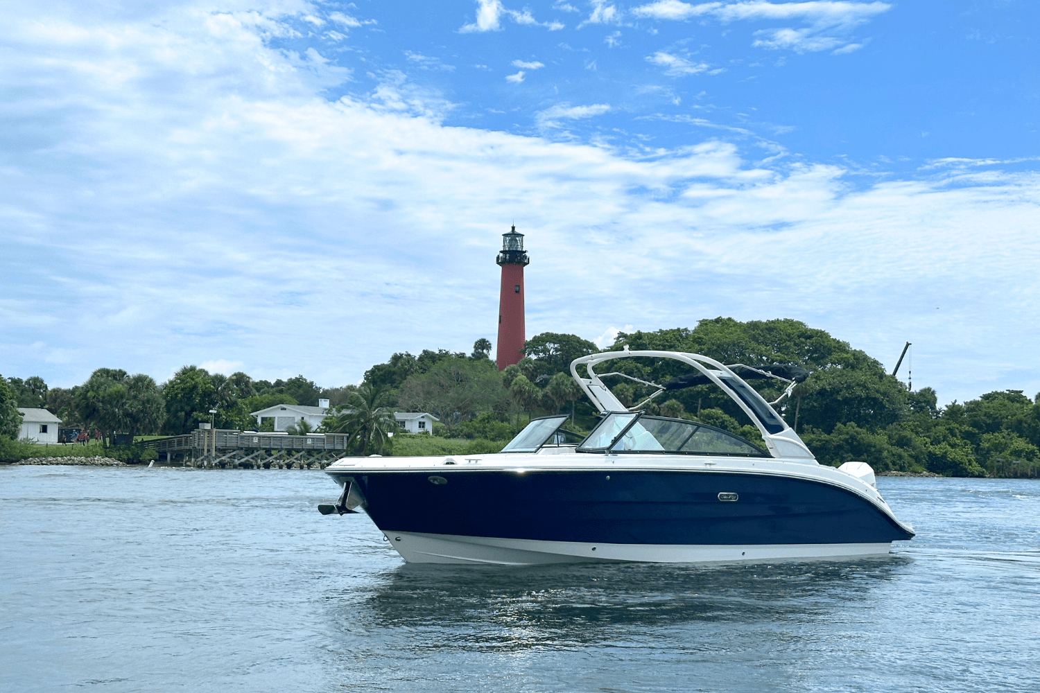 2025 Sea Ray SDX 270 Outboard Image Thumbnail #1